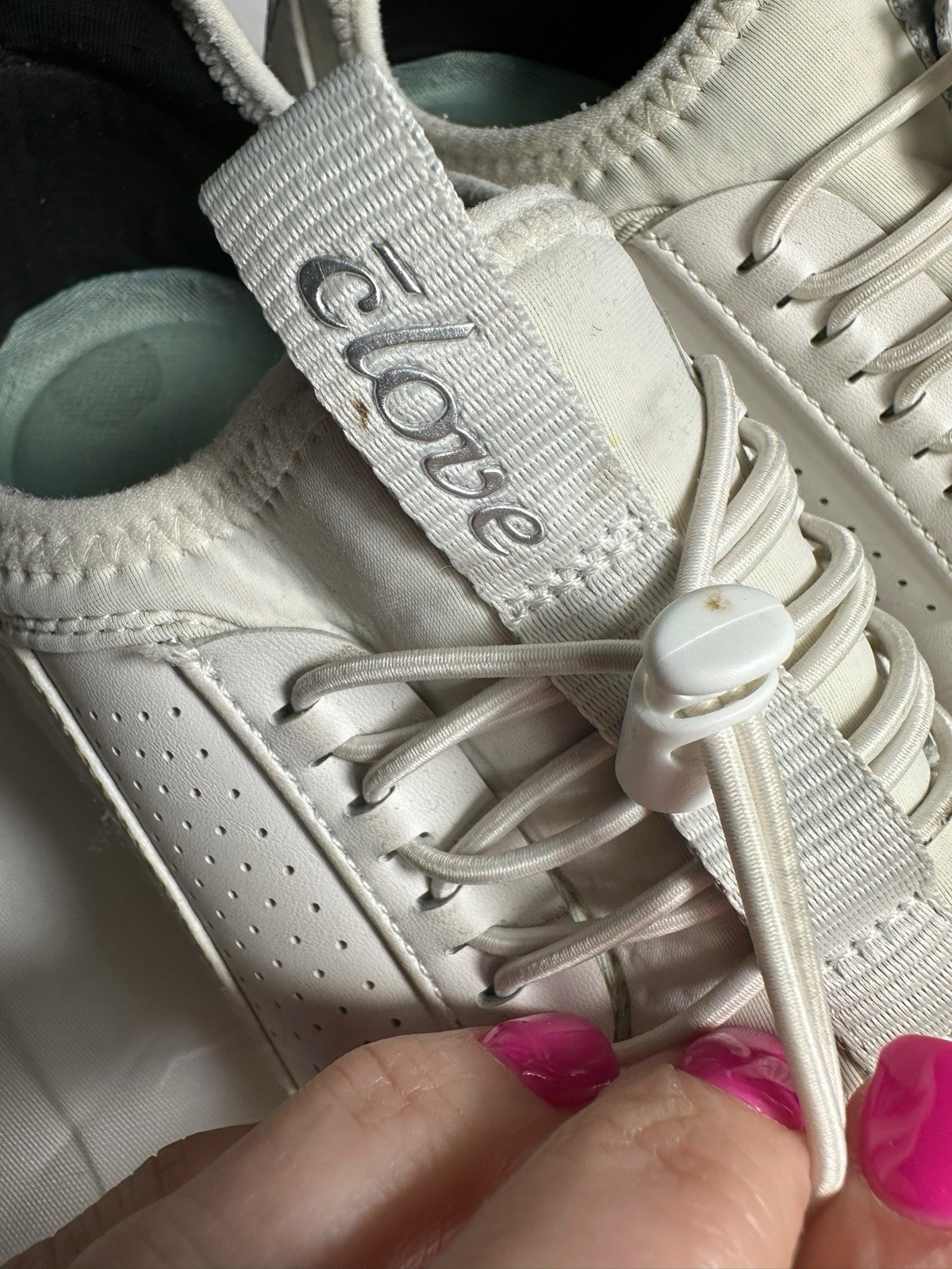 Clove Brilliant White Classic Comfort Nursing Sneakers Size 7 Shoes Women #S40-6
