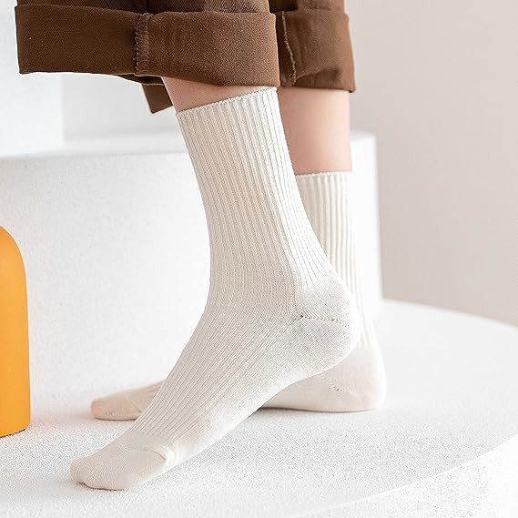 3/6 Pairs Cute Crew Socks Casual Athletic Aesthetic Cotton Socks for Fall Shoes