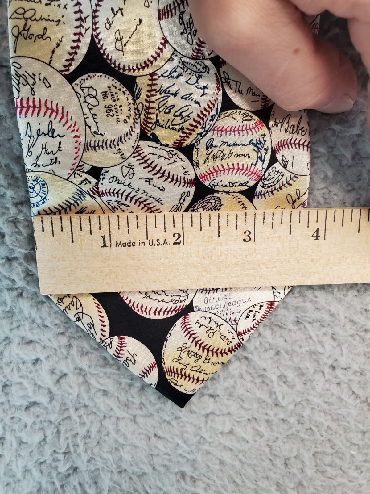 Museum Artifacts 100% Silk Baseball Tie