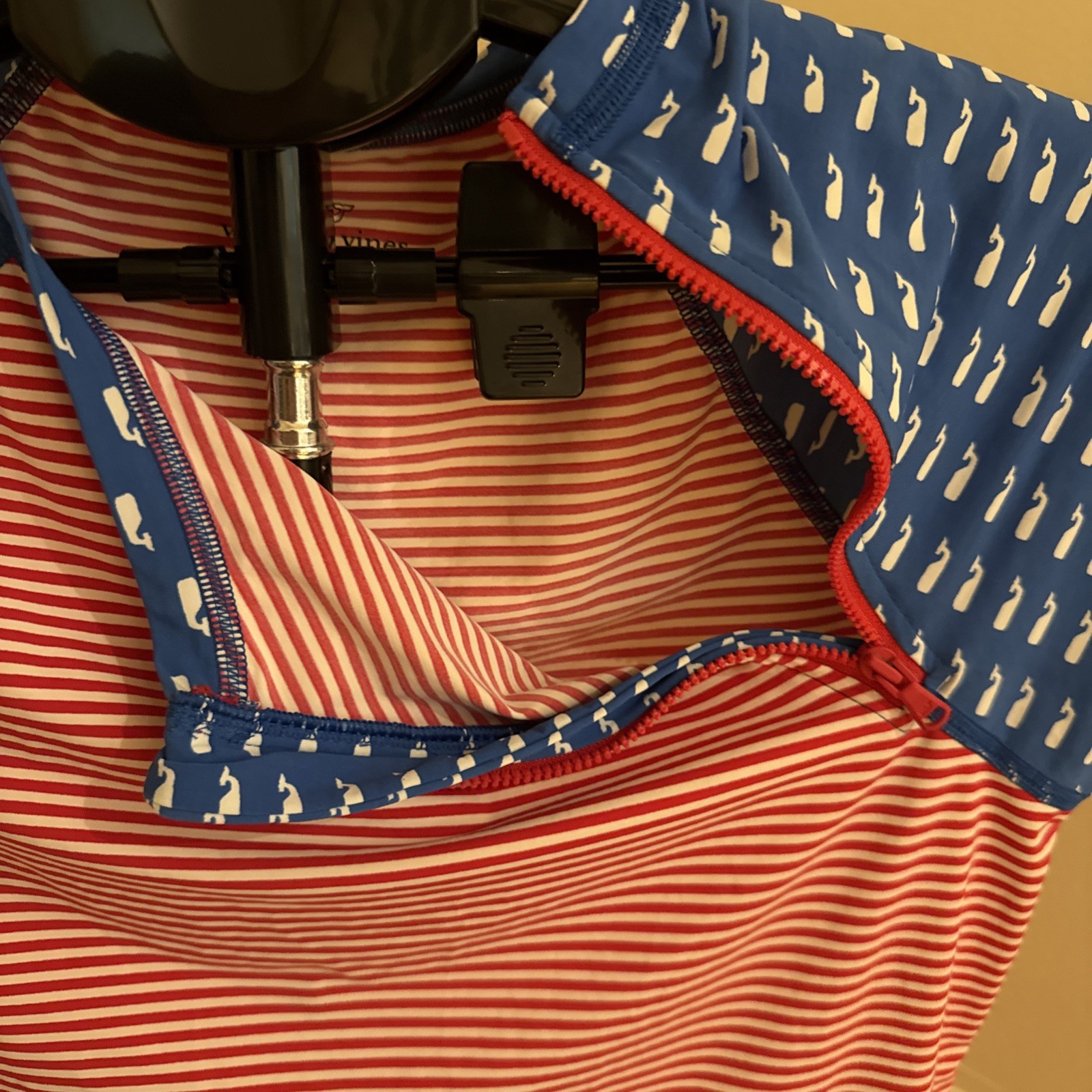 Vineyard Vines Performance Quarter-Zip Top – Youth XL (16) Red Blue White Stars