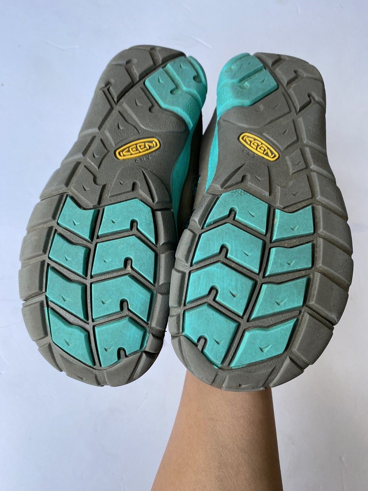 Keen Haven CNX Cross Training Hiking Athletic Shoes Size 2