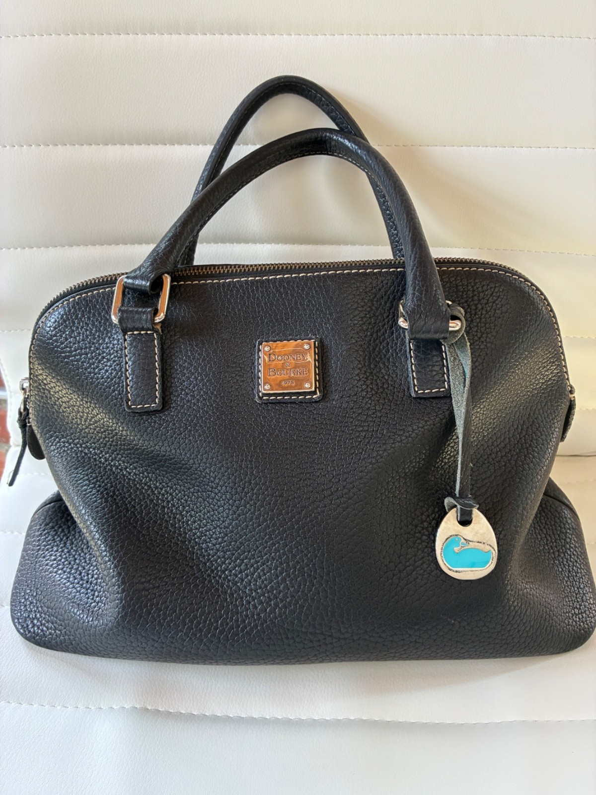 Dooney & Bourke Black Satchel Dome Bag Pebbled Leather 13x9x5.5″, excellent