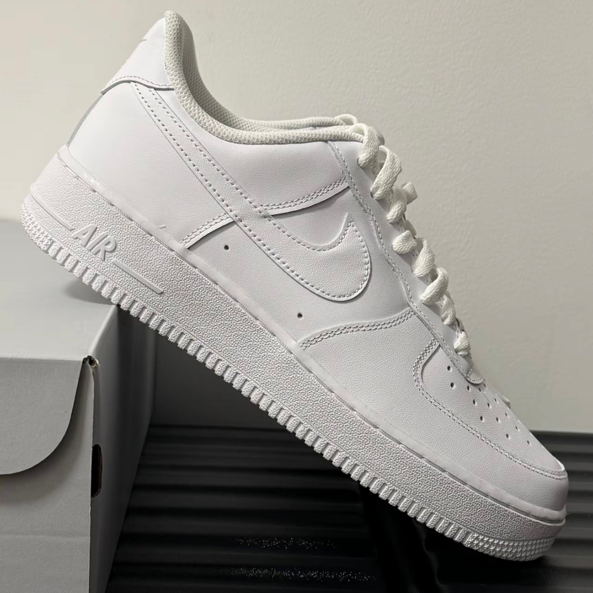 Nike Air Force 1 Low Top “Triple White” Classic Sneakers US Size 7-12