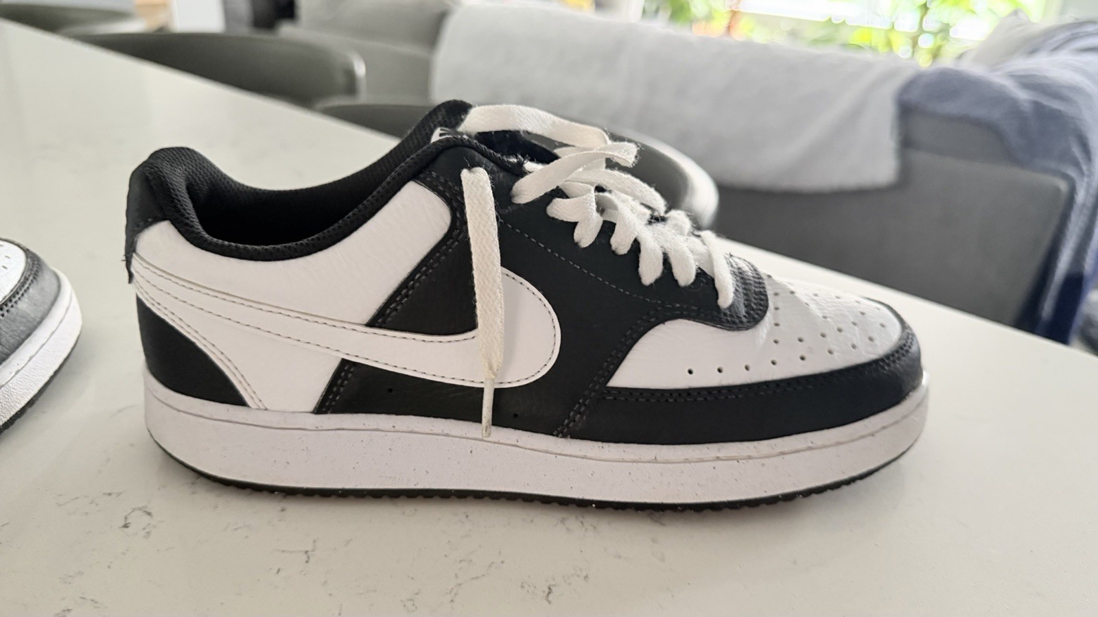 Nike Court Vision Low Top Lace-Up Men’s Sneakers Black/White Colorblock DH3158