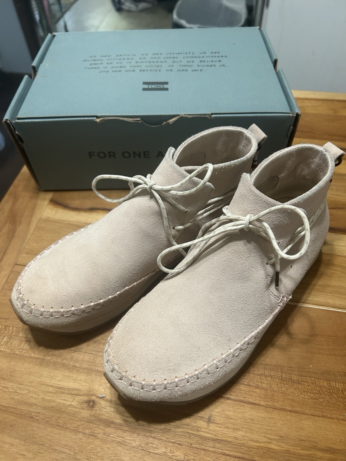 Tom’s Rio Suede Water Resistant Boots Size 8
