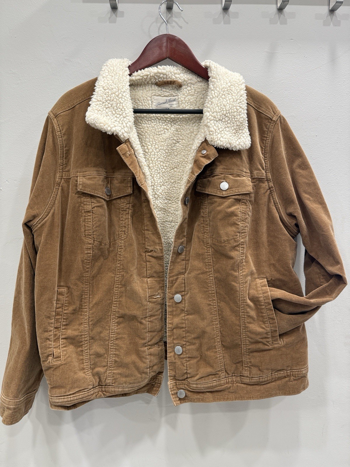 Universal Thread Women’s Brown Sherpa Lined Button Jacket M Collared Pockets