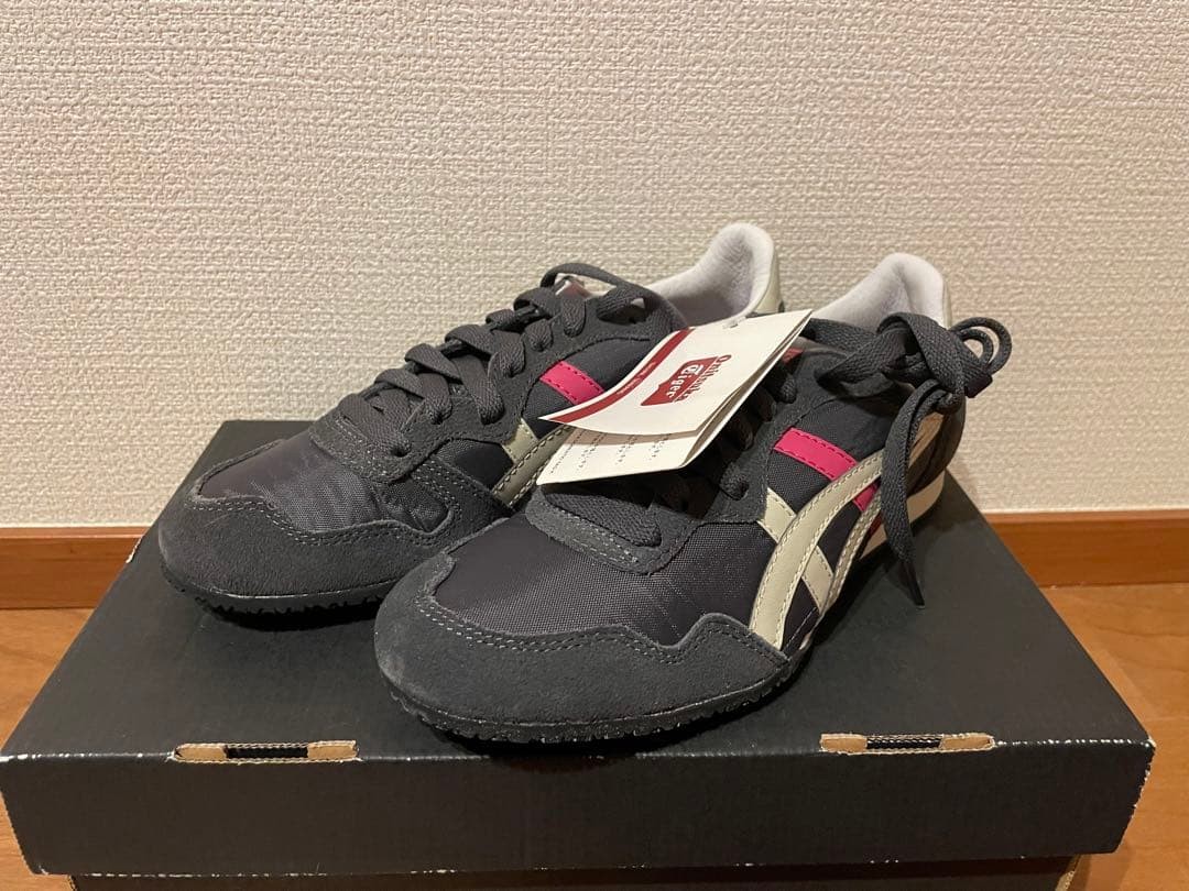 Onitsuka Tiger Serrano Women’s Sneakers Gray Pink