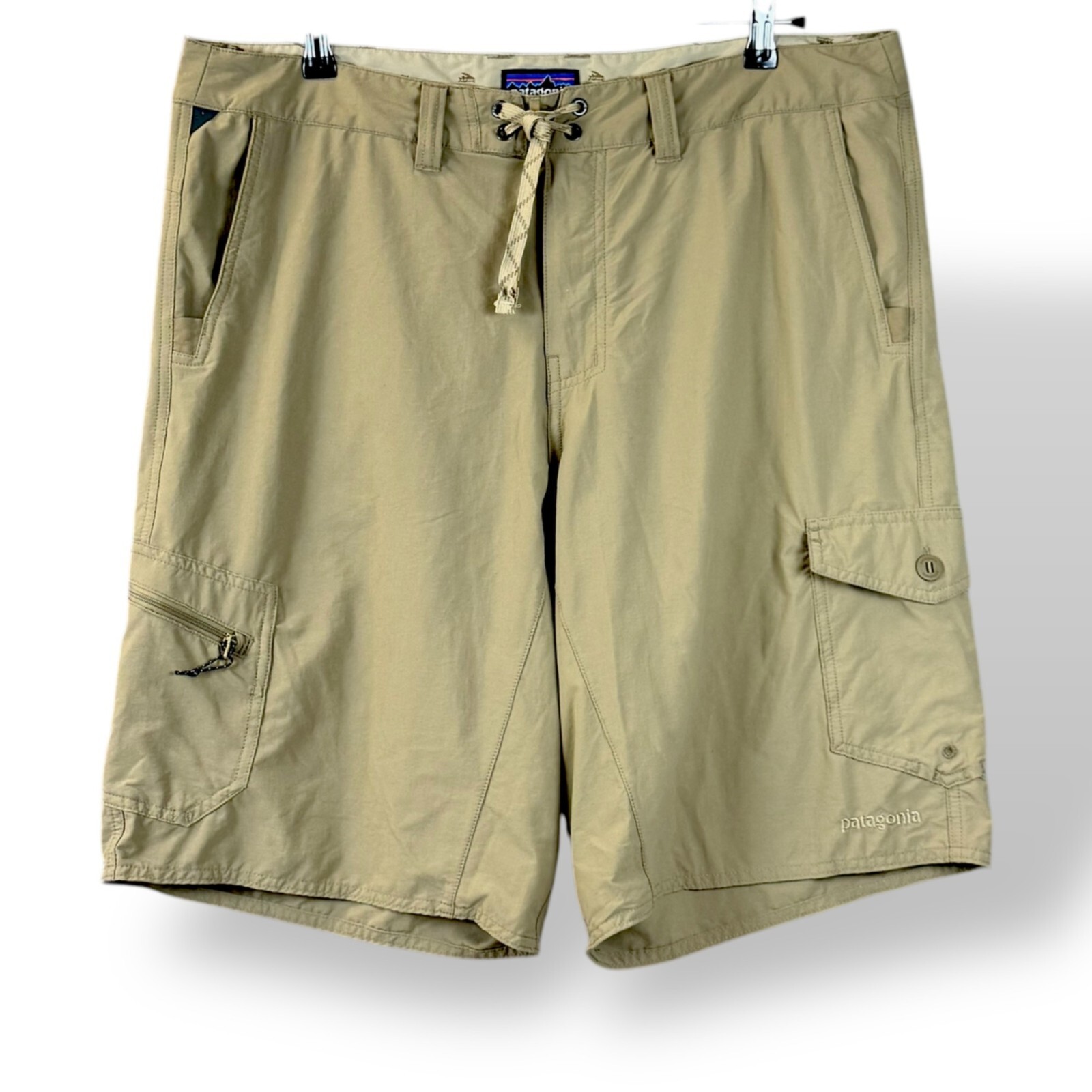 Patagonia MOC Hybird Cargo Board Shorts Mens Sz 38 Tan Quick Dry 4 Way Stretch