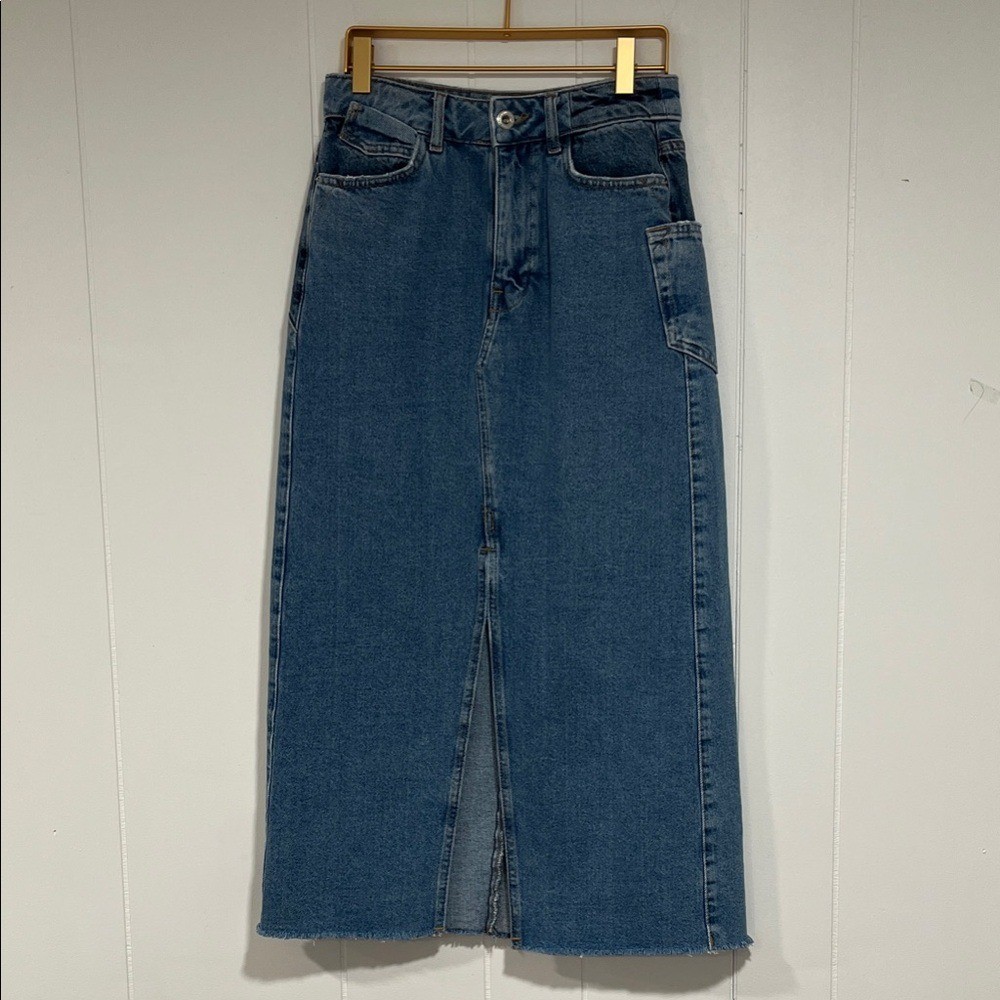 Zara High-Waisted Long Denim Skirt Front Slit Raw Hem sz XS