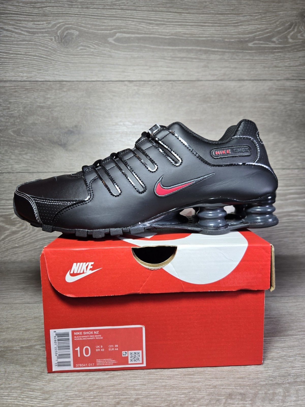 Nike Shox NZ Black / White / Varsity Red Men’s Size 10 Brand New 378341 017