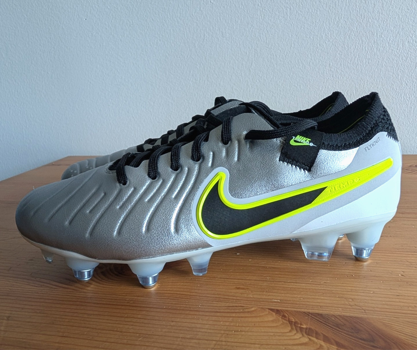 Nike Tiempo Legend 10 Elite Sg Pro Ac Men’s Size 4 Soccer Cleats HF4375-002