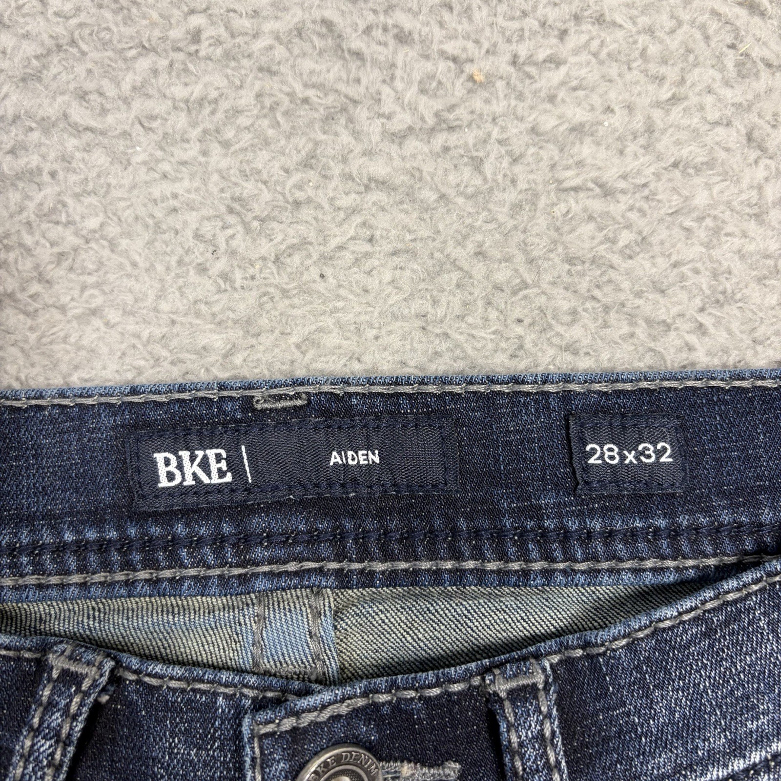 BKE Buckle Aiden Boot Leg Jeans Men 28 Blue Denim Dark Wash Pants Cotton 28×32