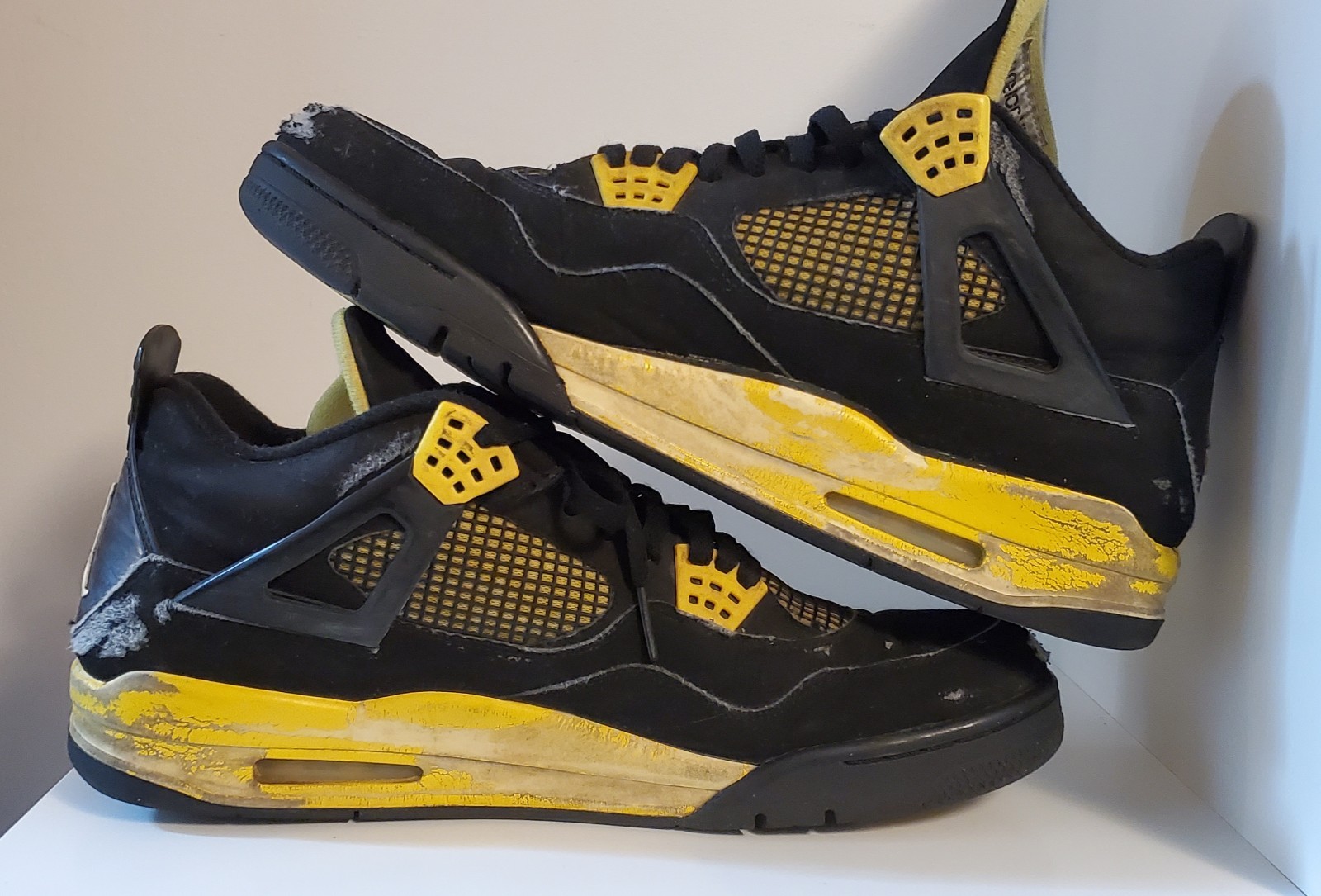 2023 Air Jordan 4 Retro Mid Thunder Black Yellow DH6927-017 size 14!