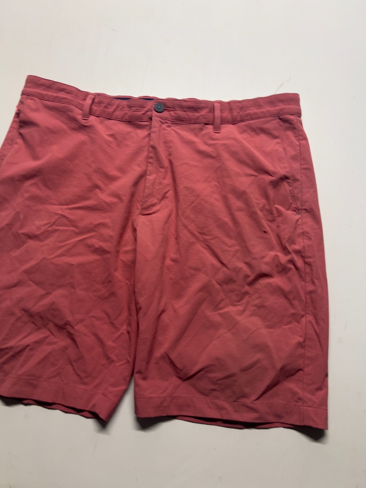 Tommy Bahama Chino Shorts Red Flat Front Casual Travel Beach Vacation Mens Sz 38
