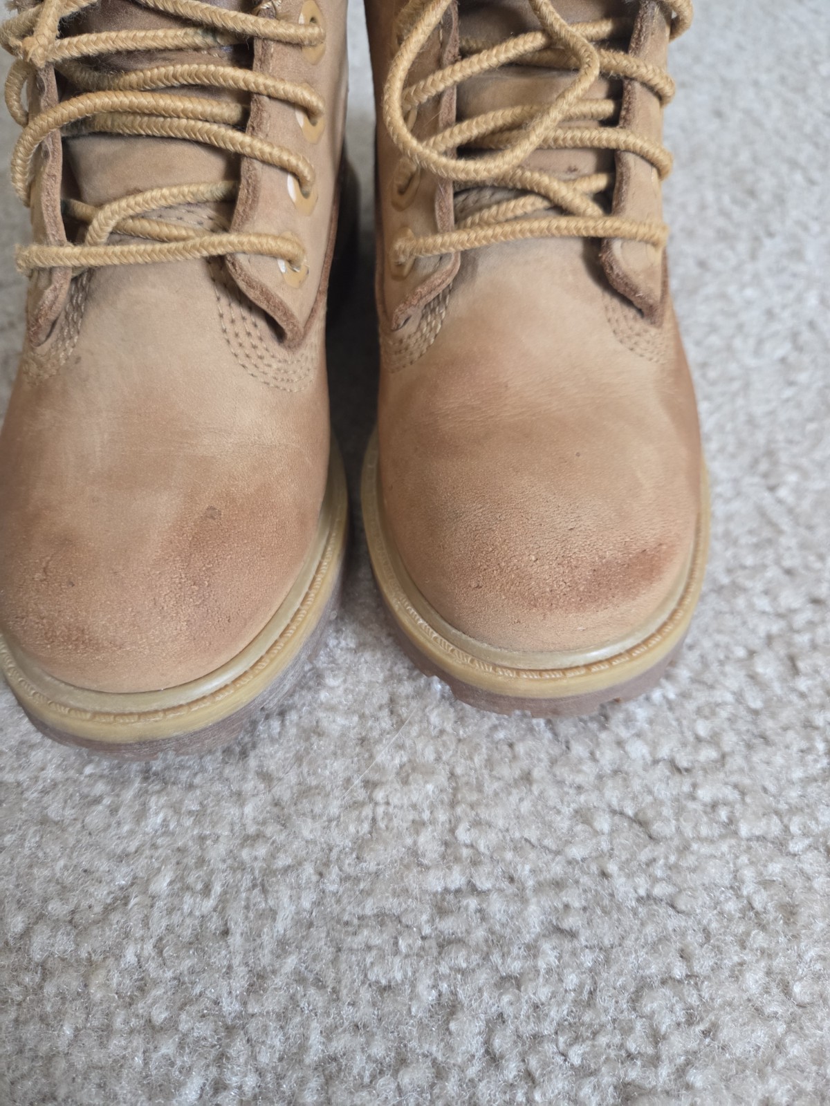 Timberland 6-Inch Premium Boot Kids US 10 Brown Leather Lace-Up Ankle