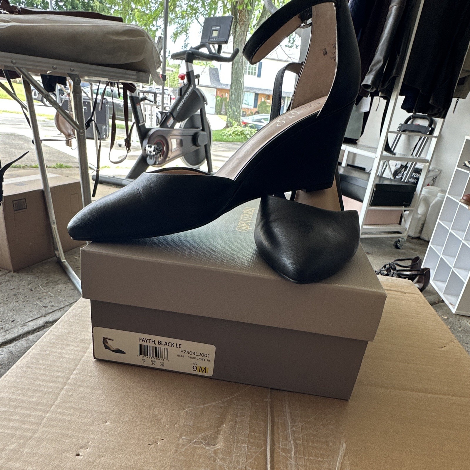 Franco Sarto Women’s Black Leather Pointed Toe Wedge Pump Ankle Strap 9M