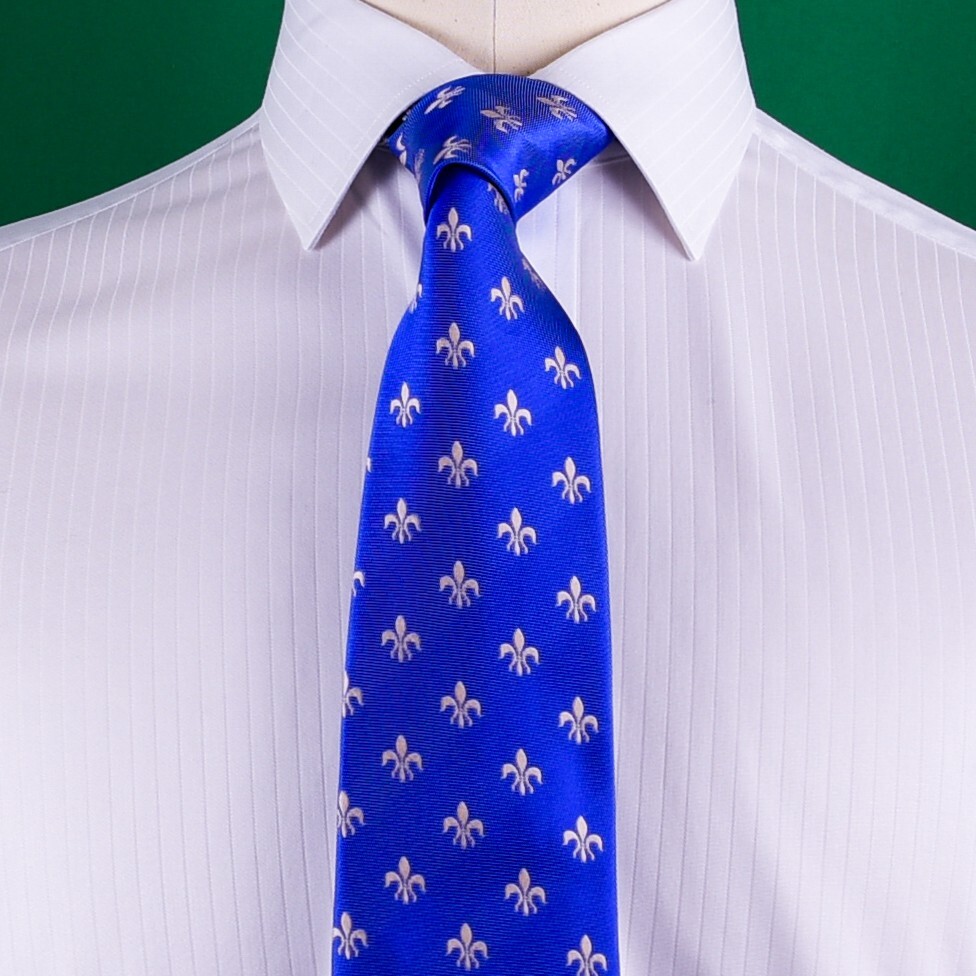Light Blue Italian Fleur-De-Lis Designer Tie 8cm Necktie Florentine Accessory
