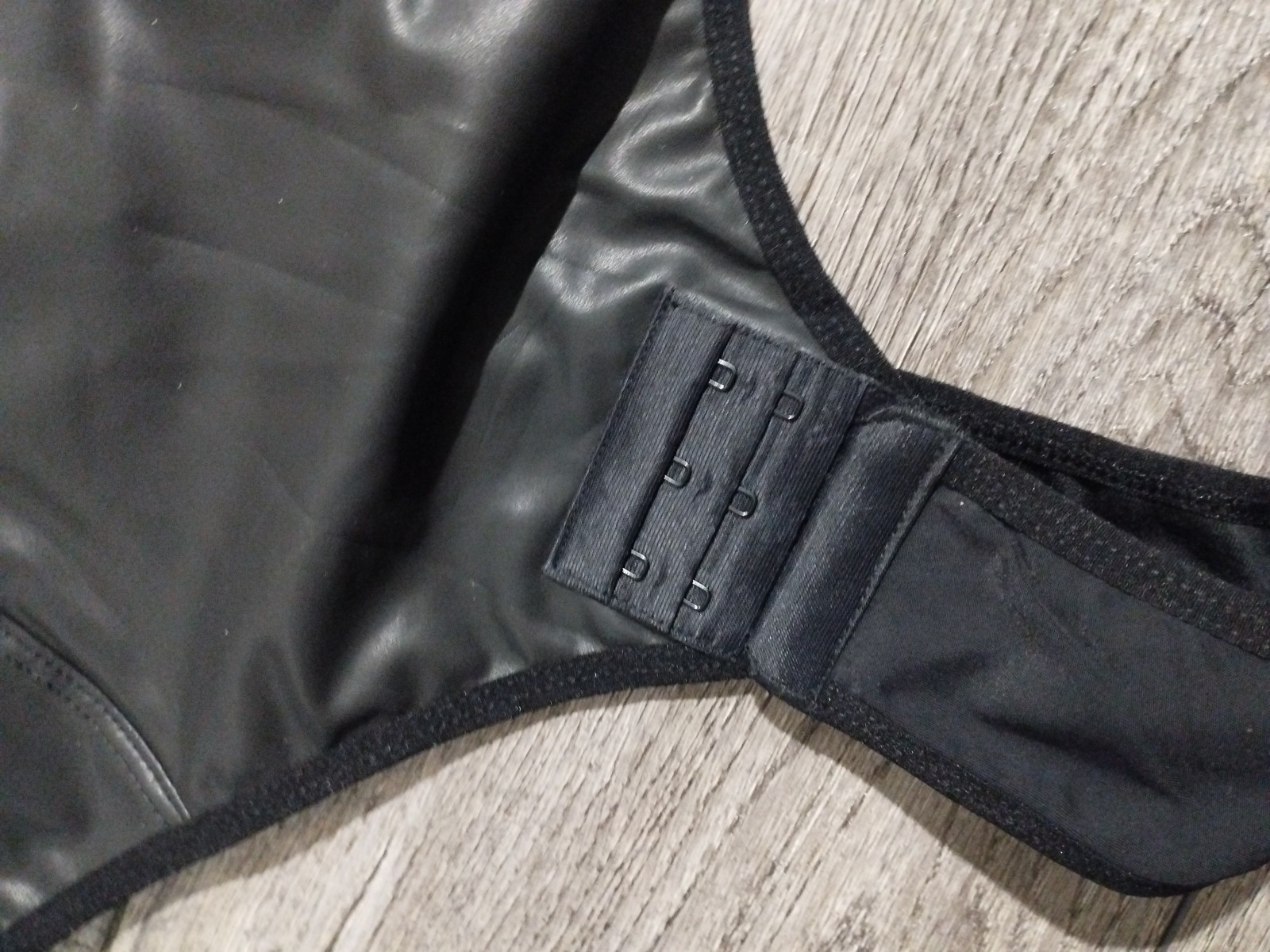 SHAPERIN Deep V Neck Faux Leather Bodysuit Tummy Control Shapewear Thong Sz L