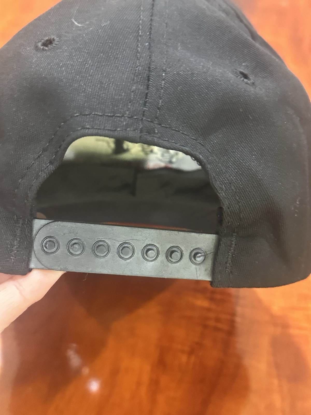 Vintage Hooters Orlando, FL Adjustable Baseball Cap – Black Owl Logo