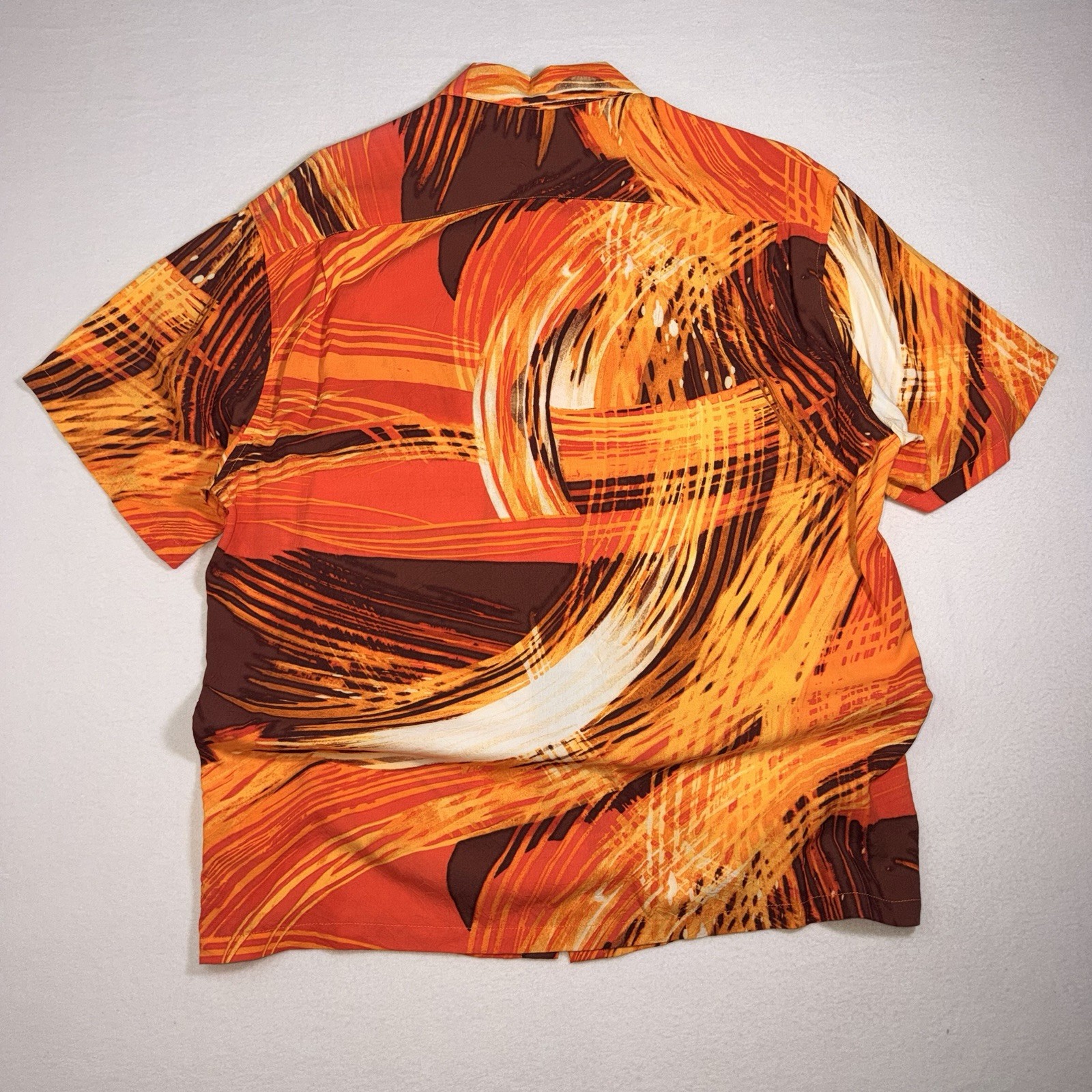Vintage Jams World Hawaii Rayon Hawaiian Shirt Abstract Orange USA Mens M