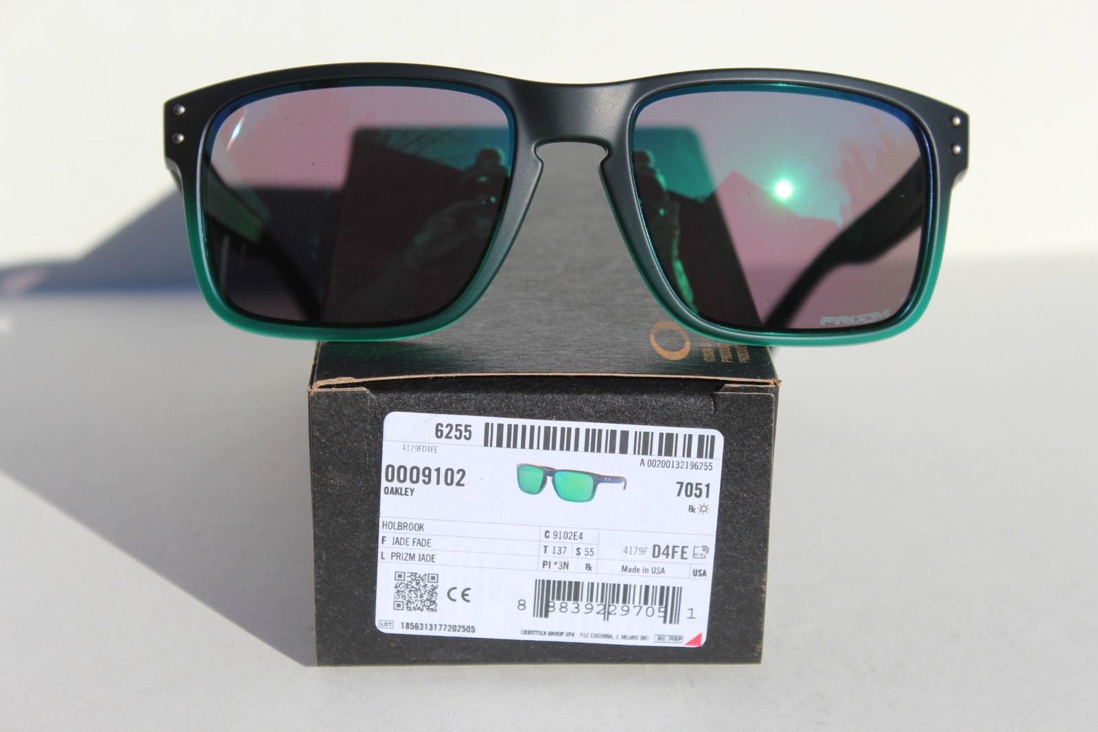 OAKLEY Holbrook Sunglasses Jade Fade/Prizm Jade Green NEW OO9102-E4