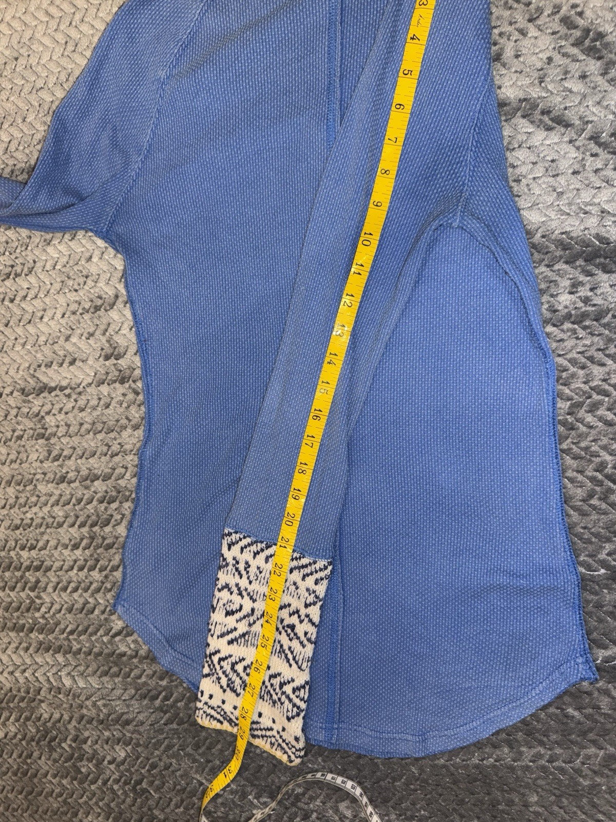 Free People “Alpine Cuff” Thermal Henley In Royal/Sky Blue L