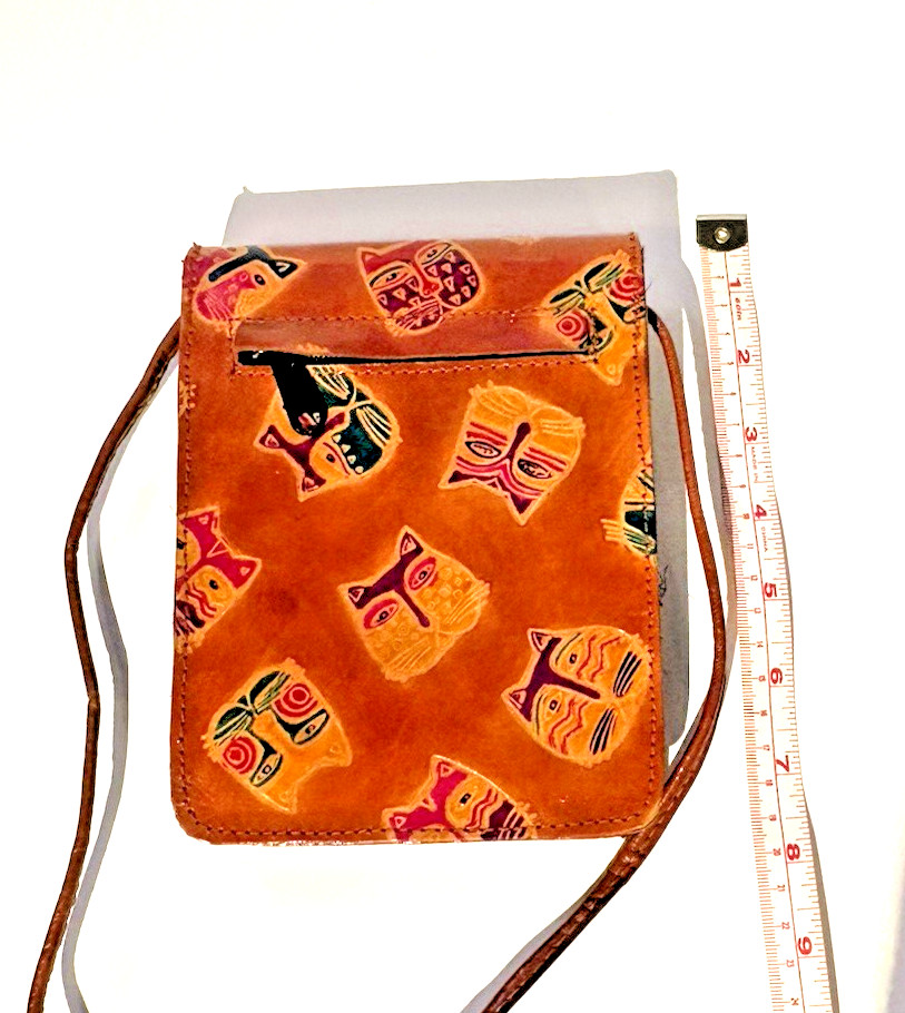 Laurel Burch Brown CAT Design Crossbody Tooled Leather Purse 8×5 inches