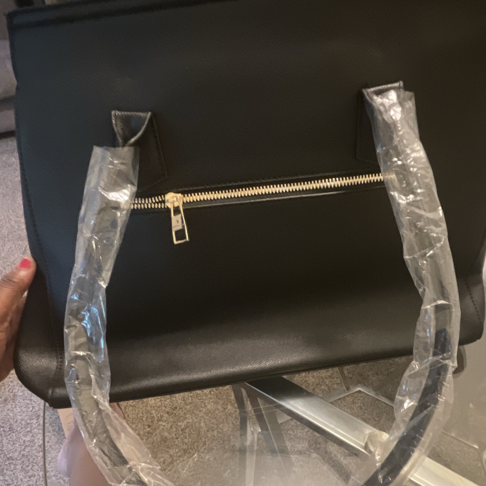 London Fog Black Medium Satchel Top Handle Bag Gold Hardware Zip Pockets Lined