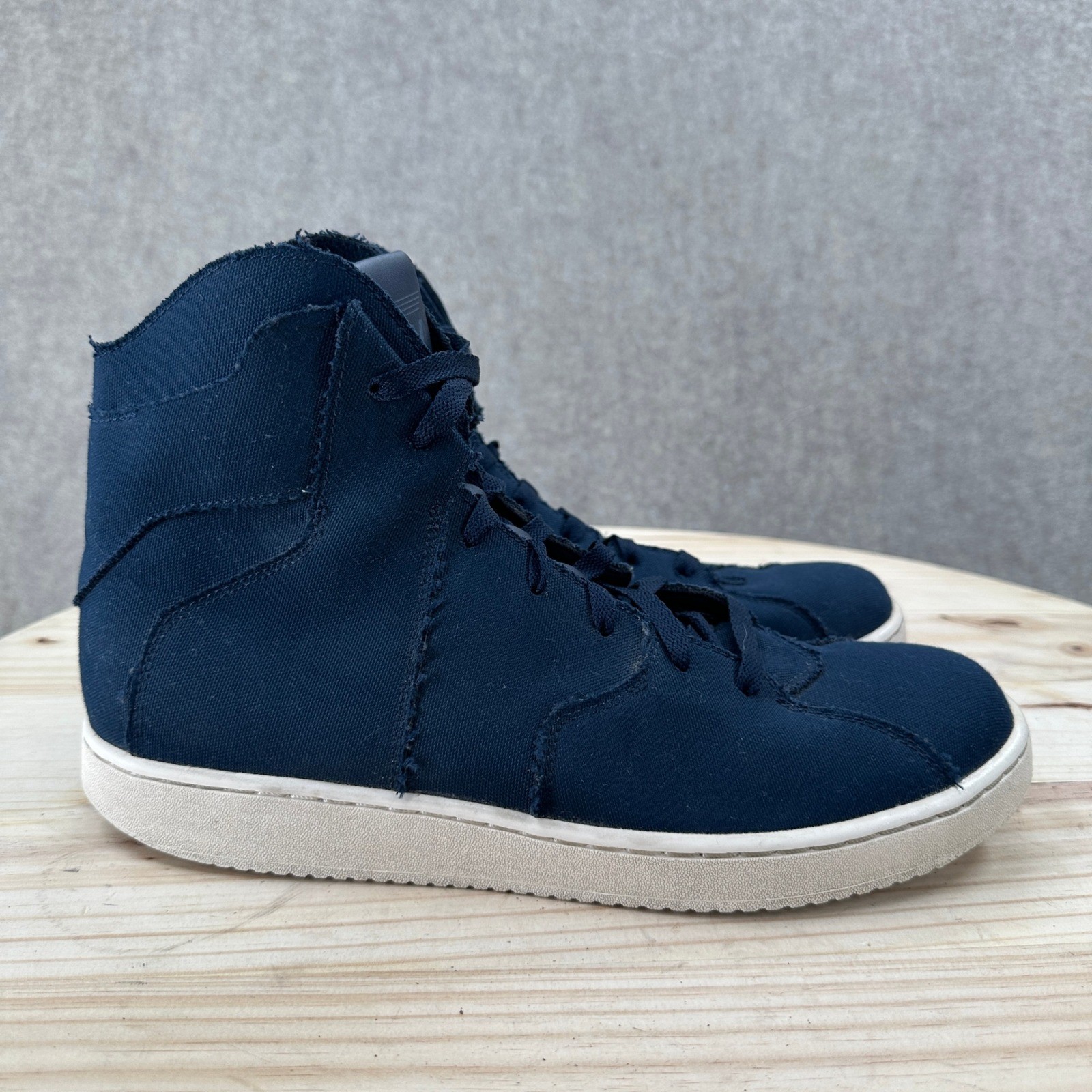 Jordan Westbrook 0.2 Obsidian Mens 11.5 Navy Blue Canvas High Top Sneakers