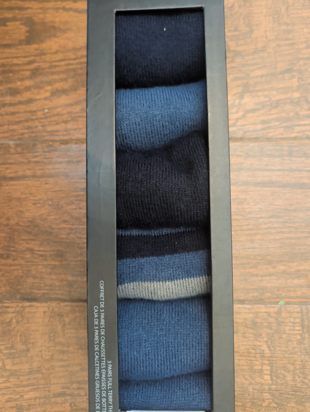 Joes Jeans Mens 3 Pairs Assorted Blue Colors Full Terry Thick Boot Socks Box Set