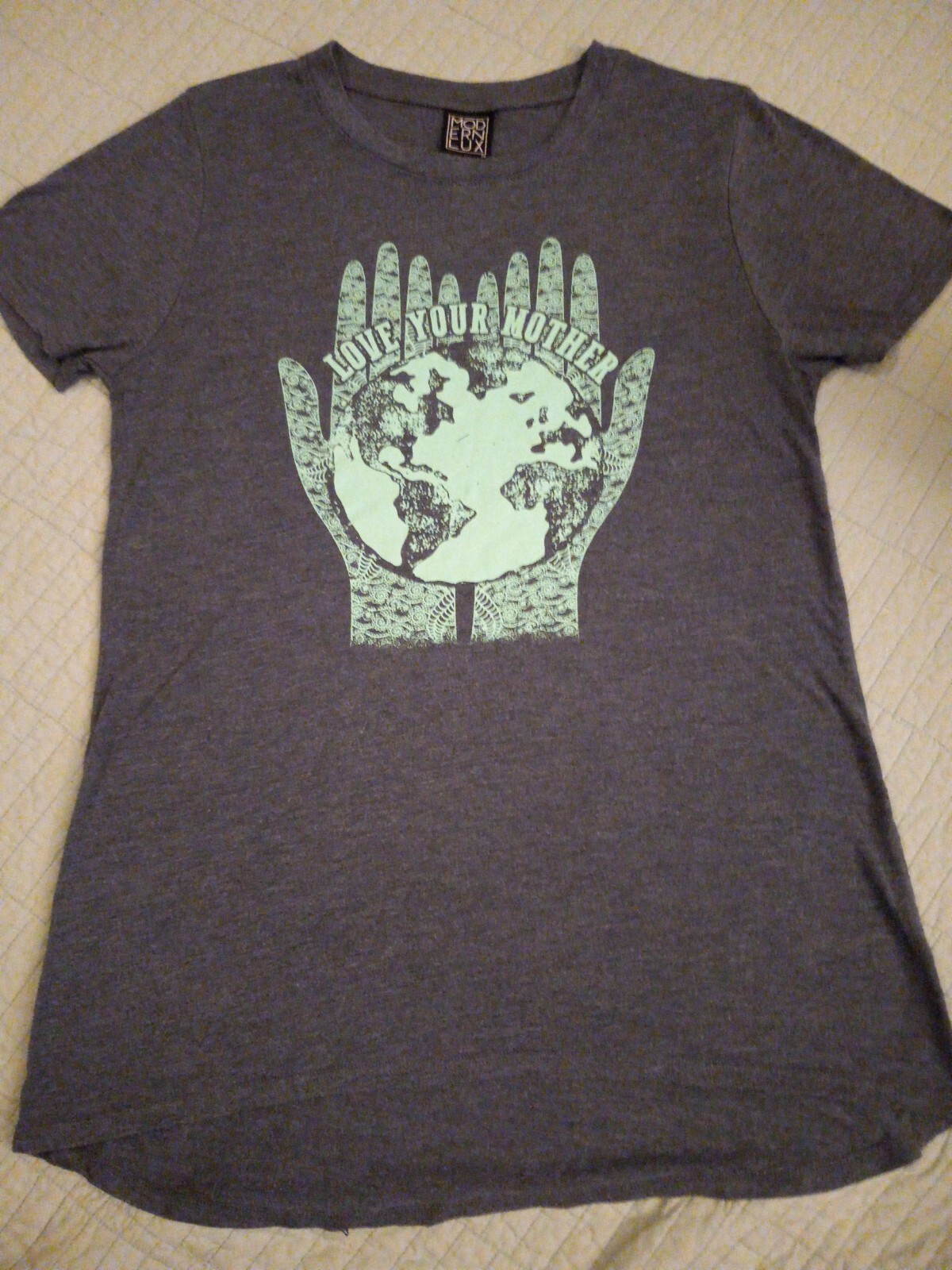 Women’s Medium Modern Lux Blue Love Your Mother Earth Graphic T Shirt