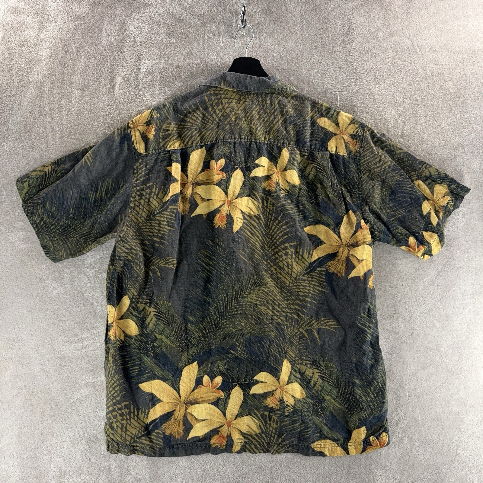 Tommy Bahama Camp Shirt Mens Size Large Multicolor Floral Linen Button Down