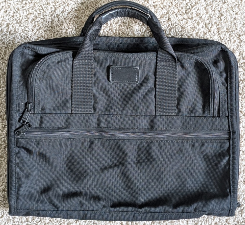 TUMI Alpha Slim Large Screen Laptop Briefcase Ballistic Nylon Double Handles Blk