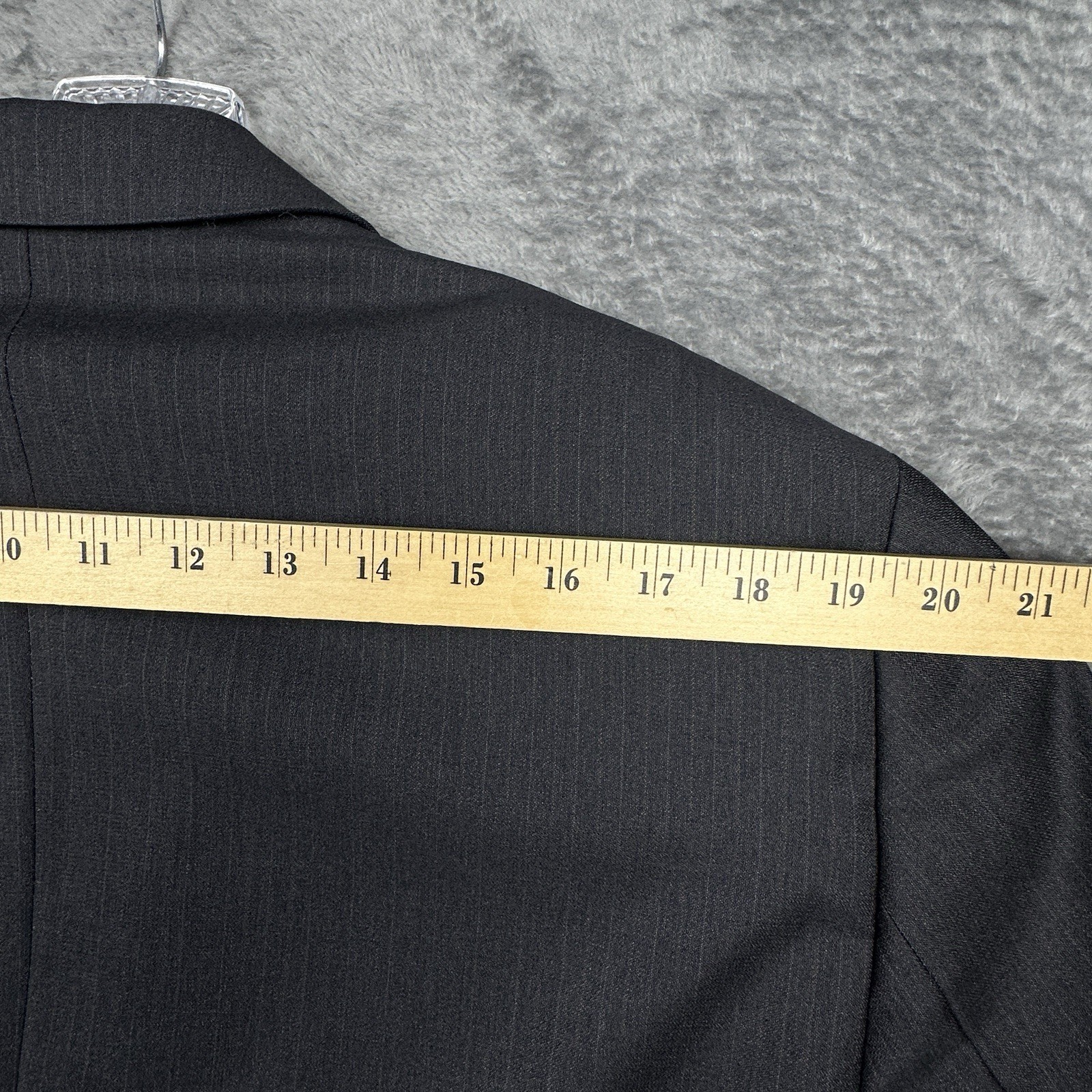 Botany 500 Blazer Jacket Men’s 44R Charcoal Pinstripe Blazer Woolmark Canada EUC