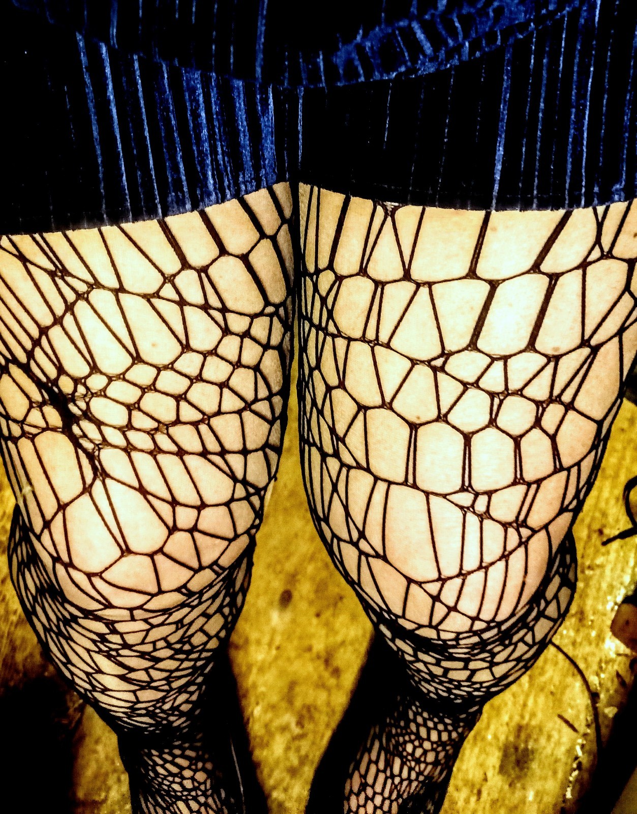 🕸️Claire’s Fishnet Spiderweb Goth Web Tights Stockings Ladies M/L Costume Goth