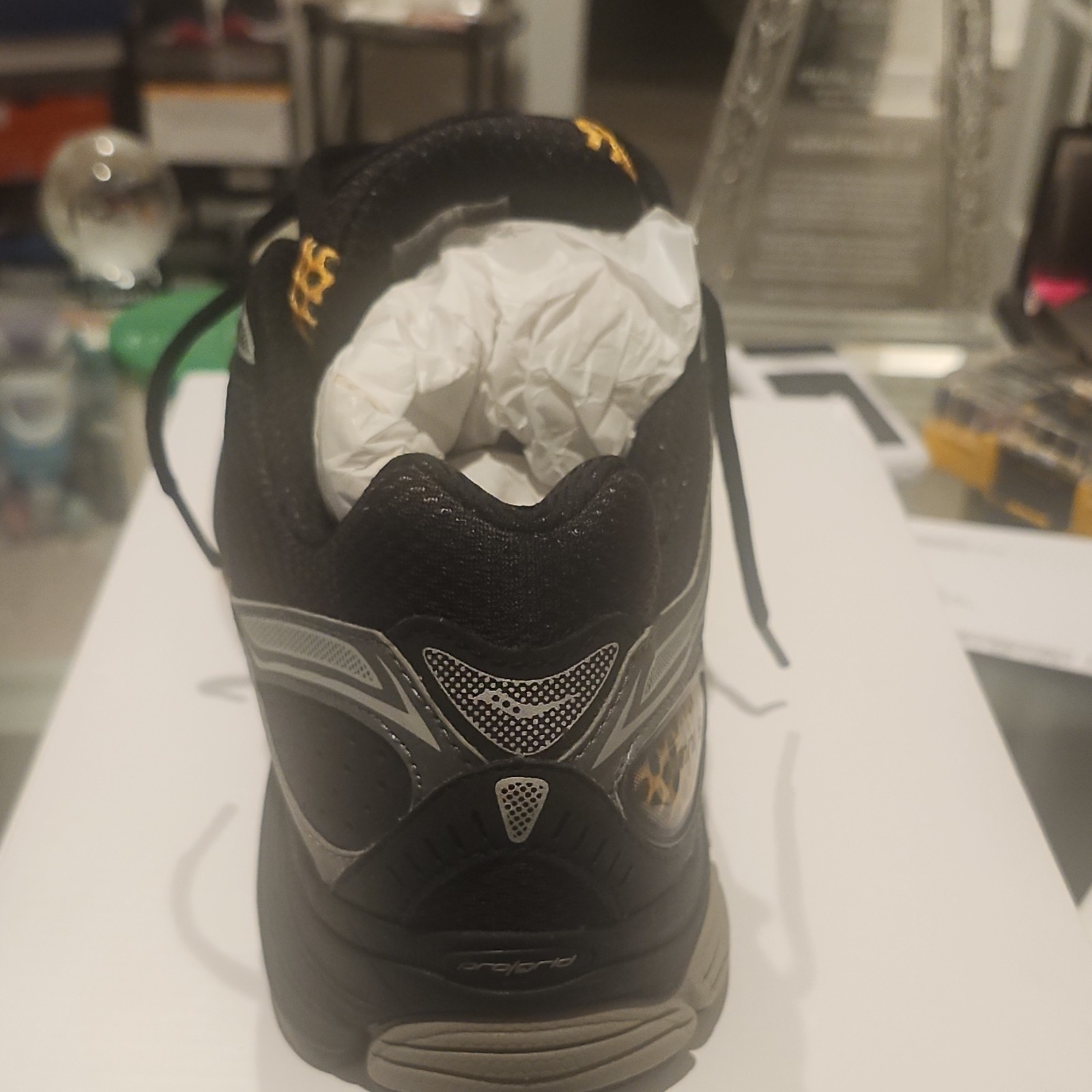 Saucony ProGrid Omni 9
