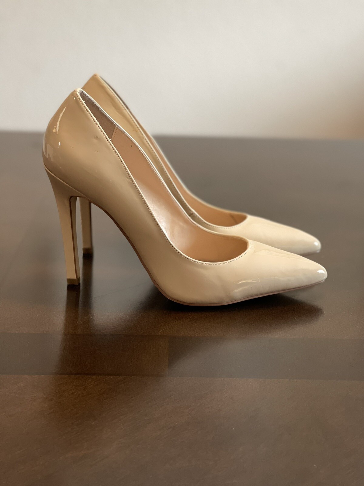 Sexy Pump 4” Stiletto Heels Biege size 8. $29.99 Or Best Offer