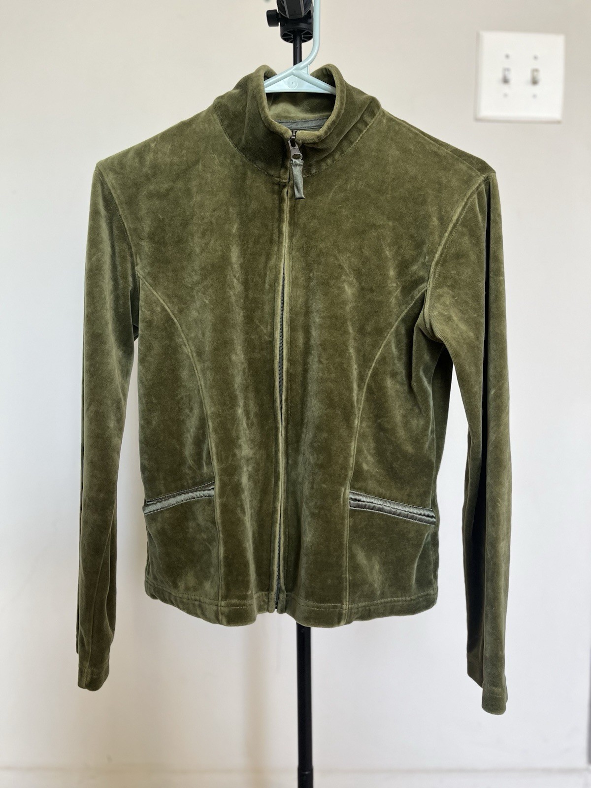 Hanes Women’s Velour Tracksuit 2pc Zip Jacket & Pants Pockets Green Y2K
