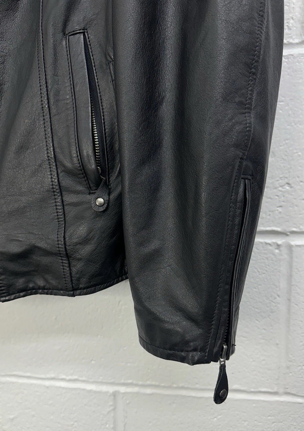 Harley Davidson Y2K Black Leather Fitted Motorcycle Riding Jacket – Women’s L