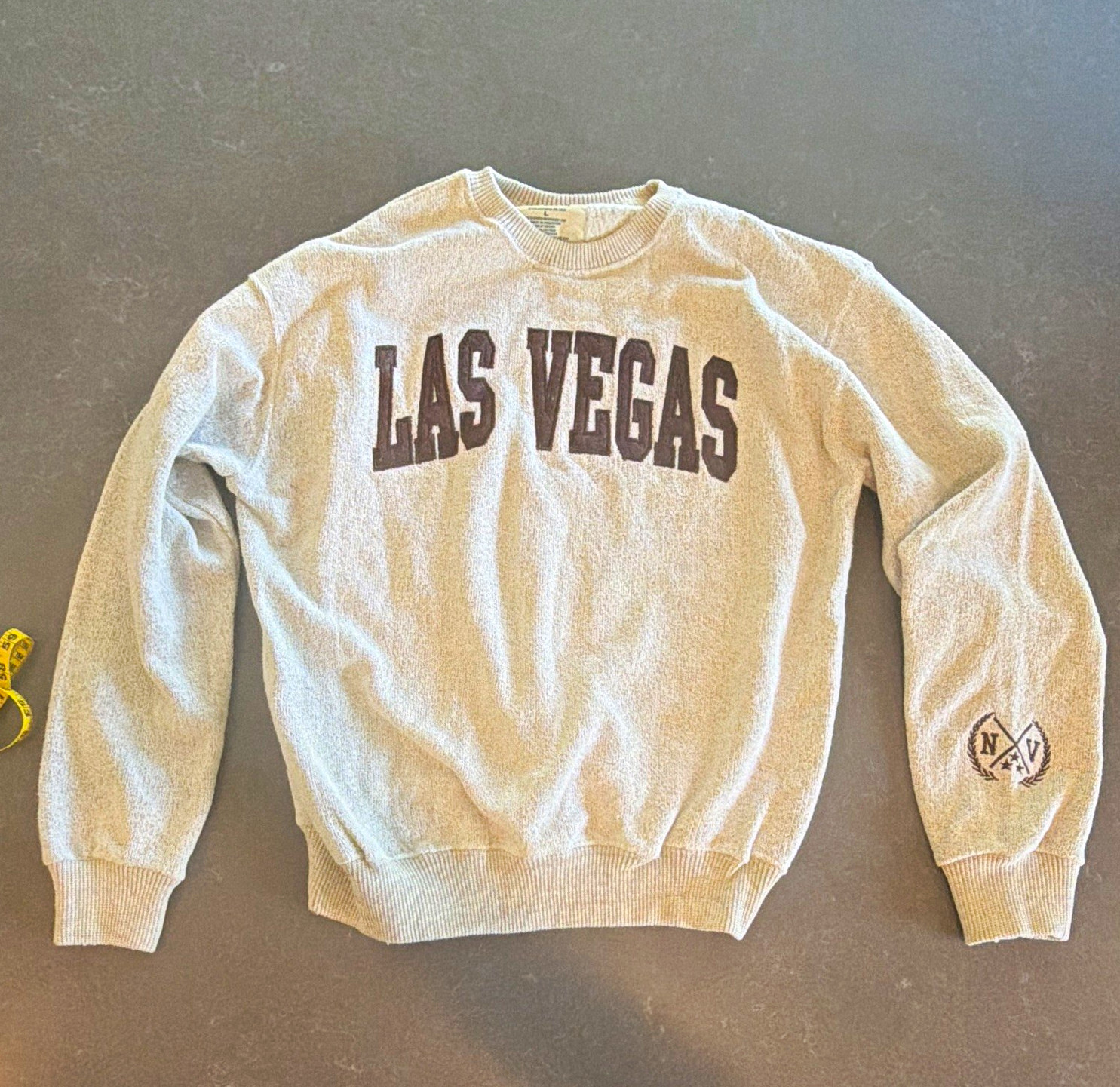New York Popular Gray Pullover Sweatshirt Long Sleeve Las Vegas Embroidered L