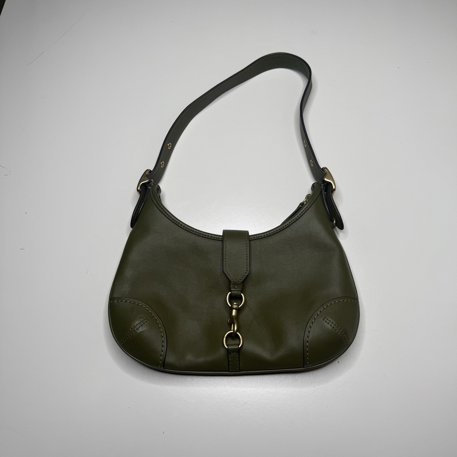 COACH Hamptons Hobo Shoulder Bag CW642 In OLIVE Glovetanned leather Brass