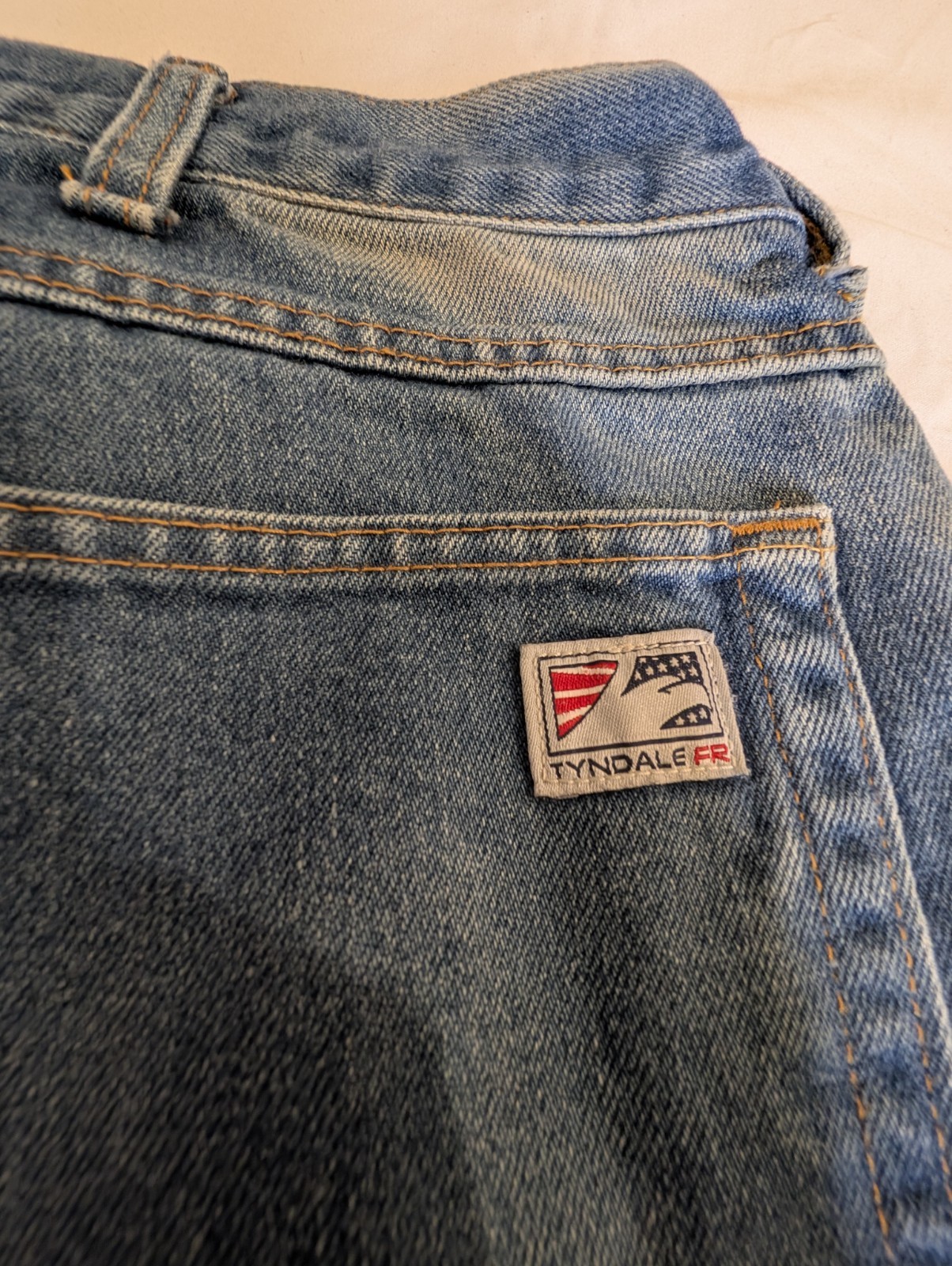 Tyndale FR Men’s Broken-In Relaxed Fit Blue Jeans F290T CAT 2 Denim 44 28 FRMC