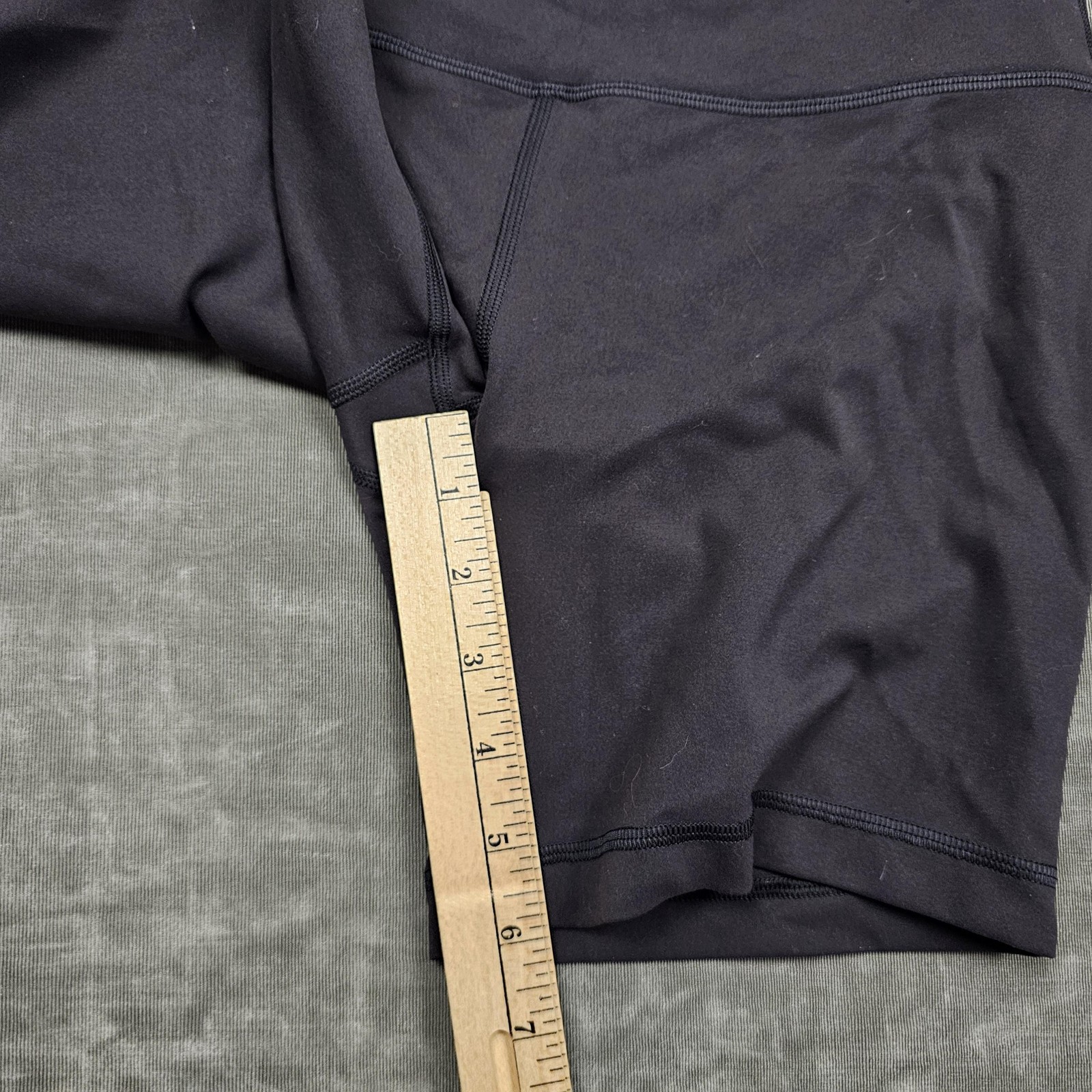 Lululemon Align Shorts Womens 6 Black High Rise Biker 6in Yoga Athletic Gym