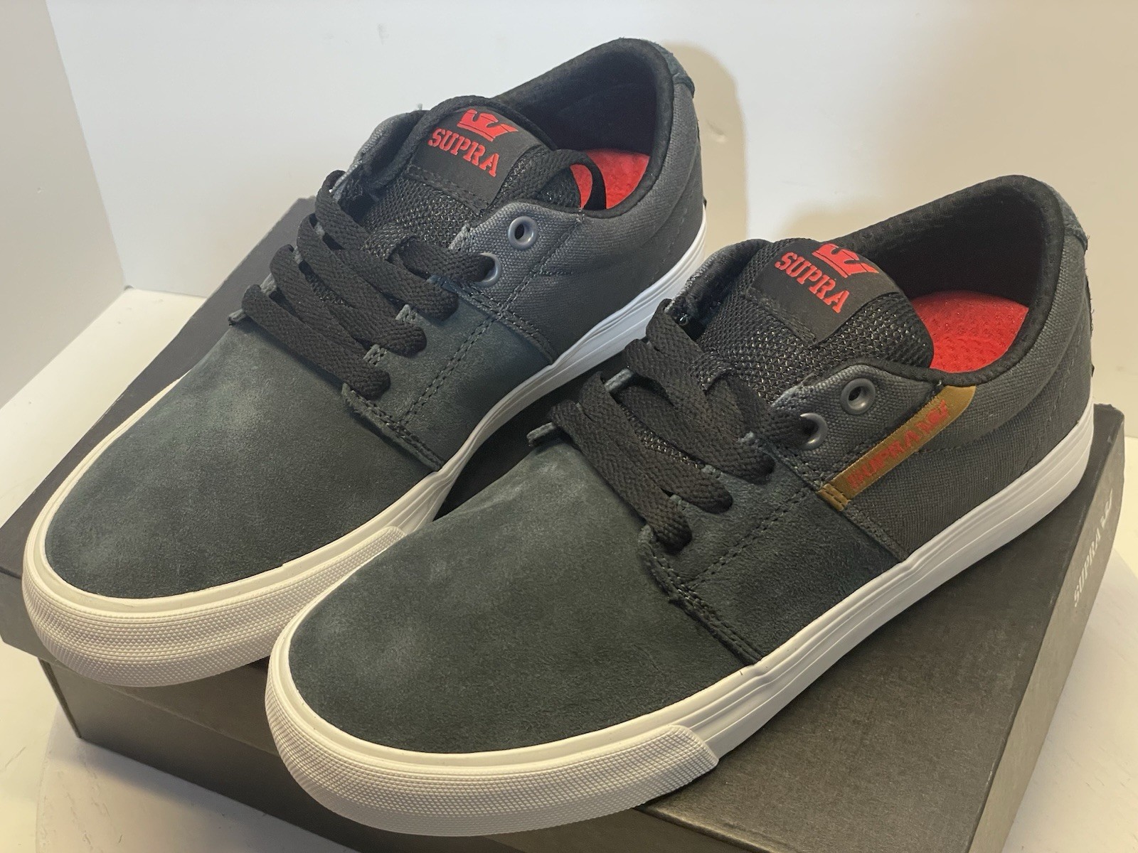New! SUPRA STACKS VULC 2 Skate Shoes Forest Green/White Woman’s US Sz9 Or Men 7!