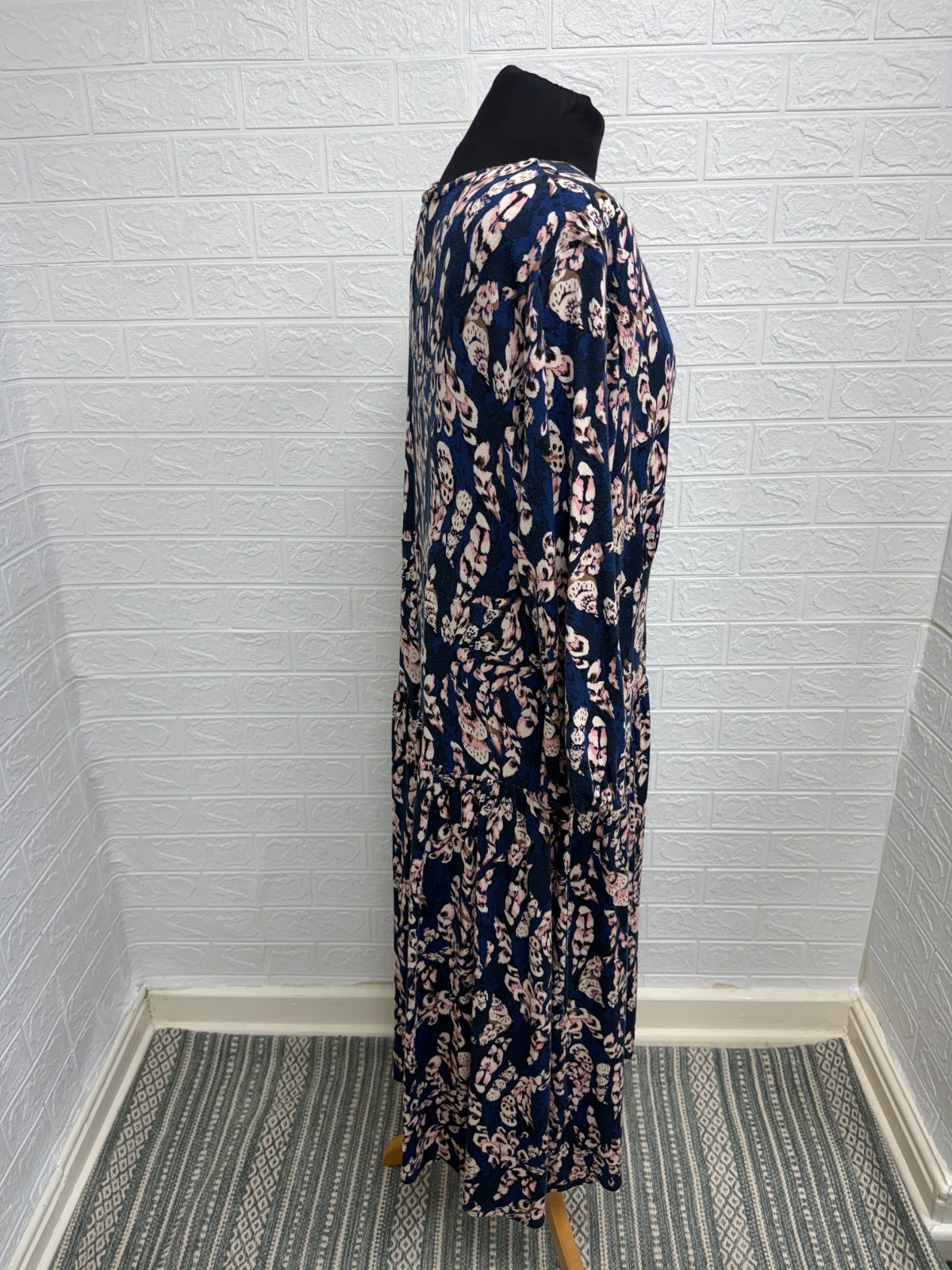 Monsoon Size XL Dress Long Button Front V Neck Jersey 3/4 Sleeve Smart UK 20 22