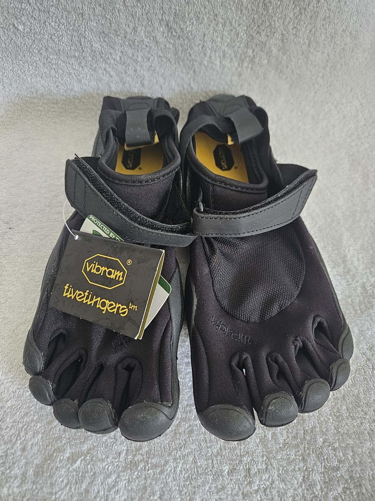 NEW! Vibram FiveFingers Black Minimalist Toe Shoes EU 41 US 9 Barefoot Running