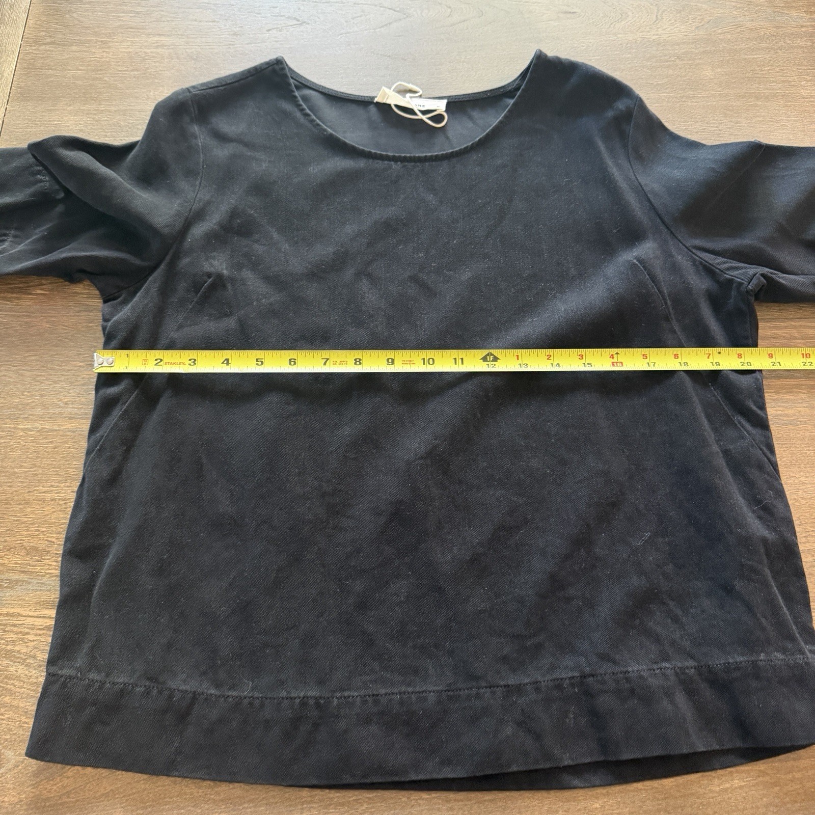 Everlane Black Tencel Lyocell Tee Blouse Womens Short Sleeve Minimalist medium