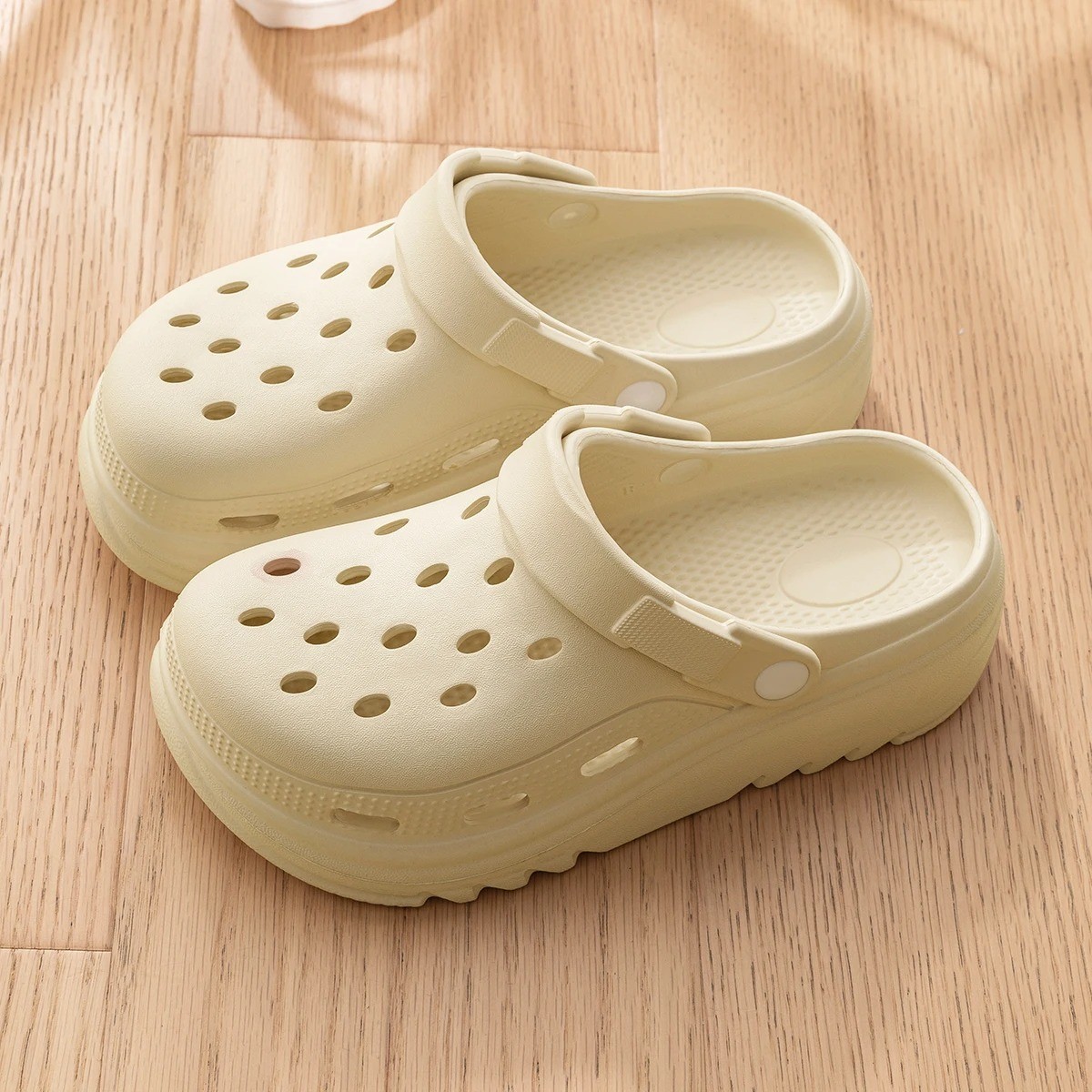 Summer Garden Clogs Women Men Closed Toe Sandals Non-Slip Soft Sole Shoes