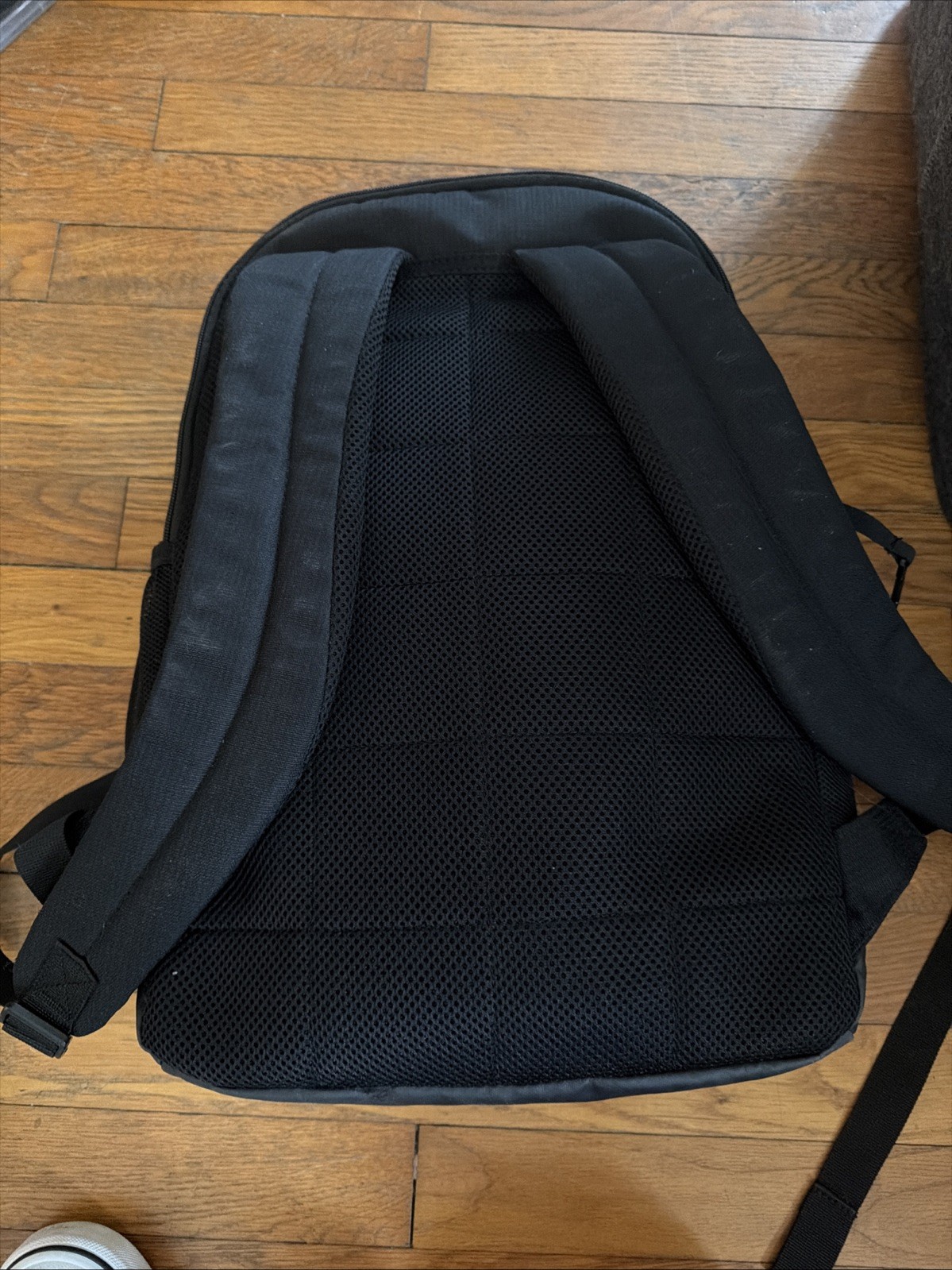 Nike Brasilia 9.5 Training Backpack Black/White Medium 24L