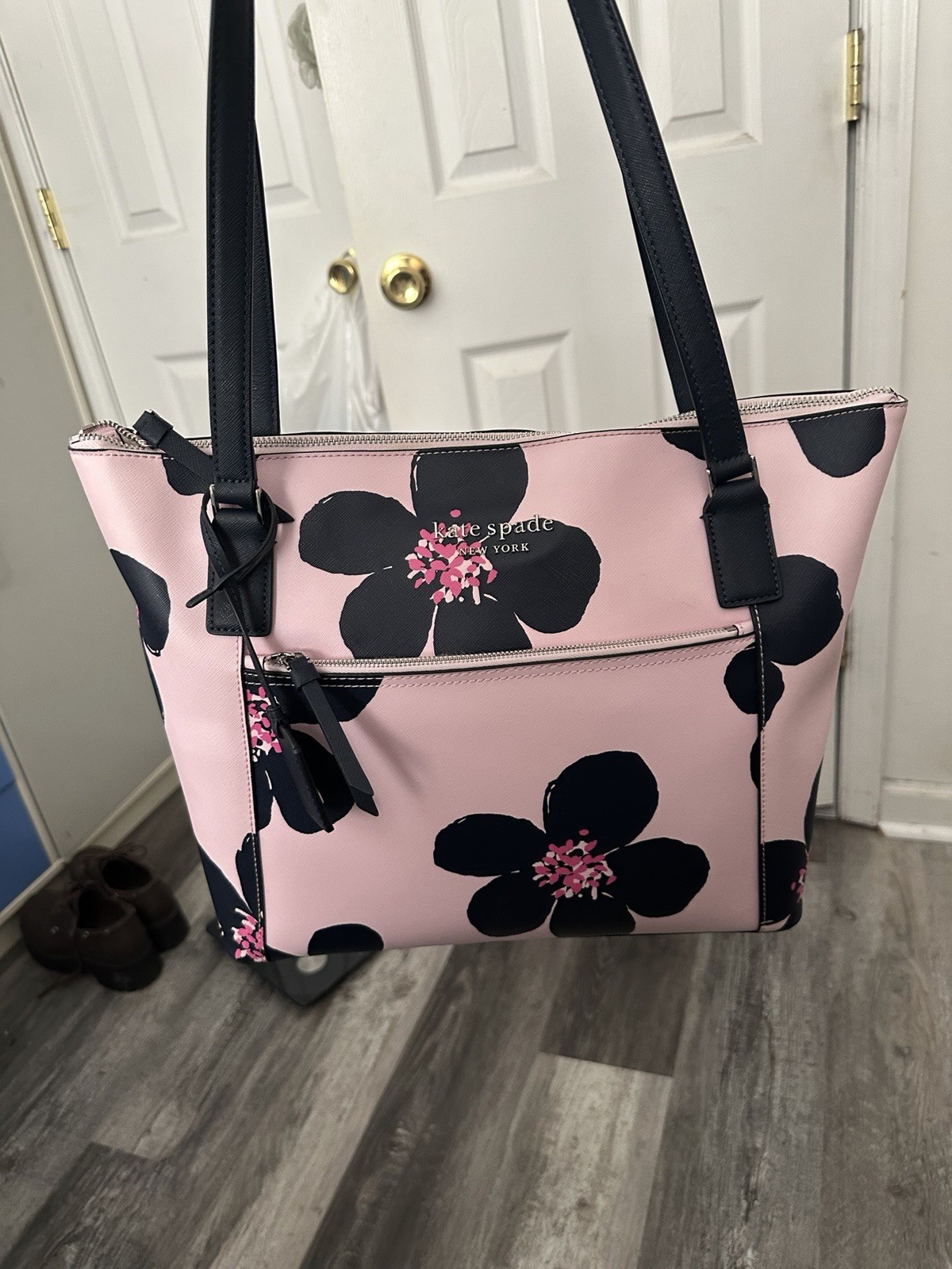 Kate Spade New York Large Pink Black Floral Zip Tote Bag w/ Pouch, Zip Pocket